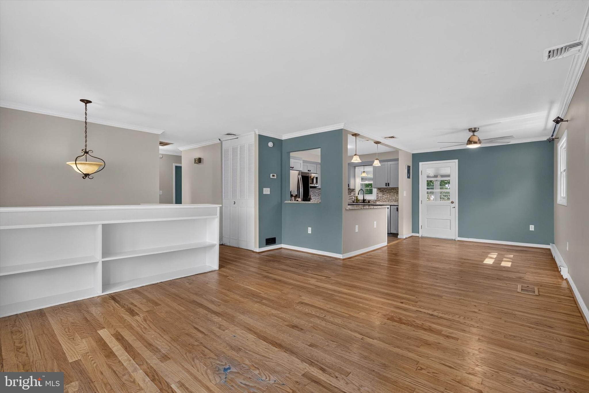 ROSSMOYNE MANOR - Residential