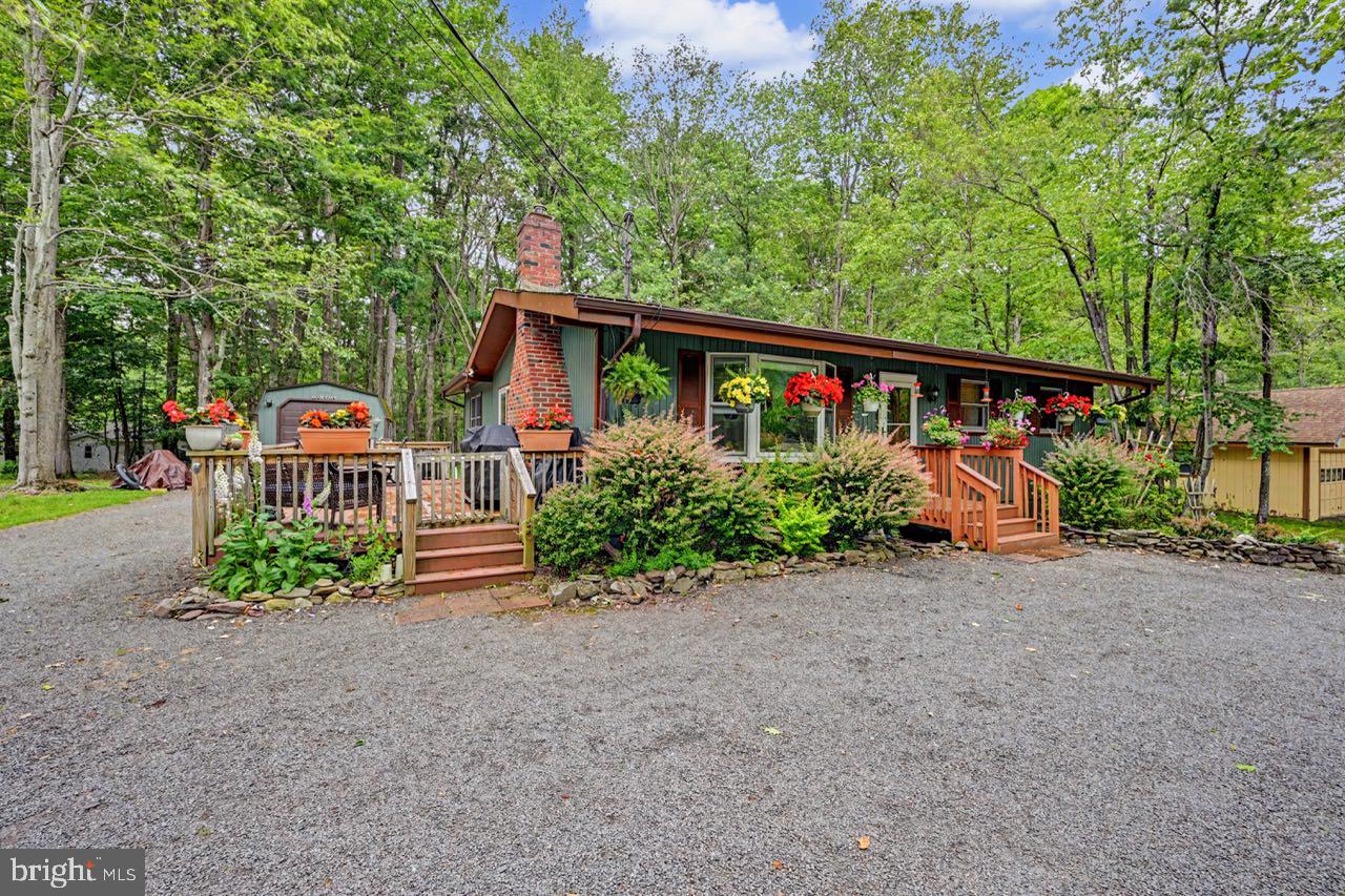 LOCUST LAKE VILLAGE - Residential