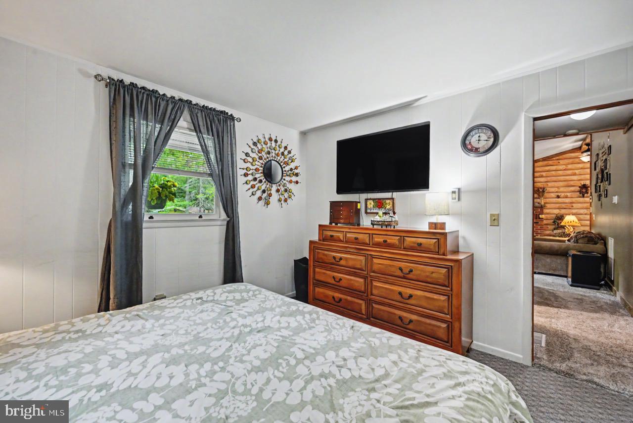 LOCUST LAKE VILLAGE - Residential