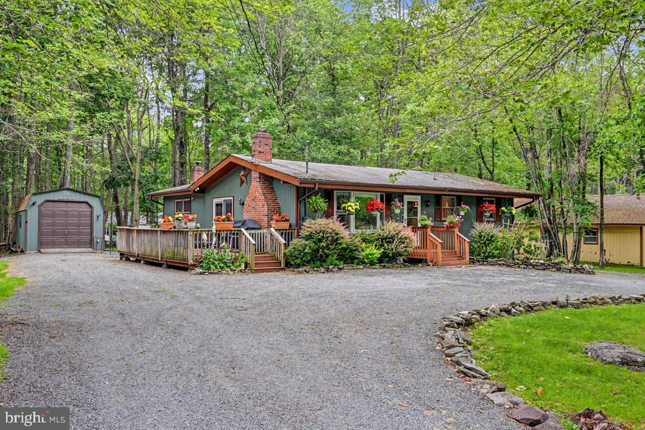 LOCUST LAKE VILLAGE - Residential