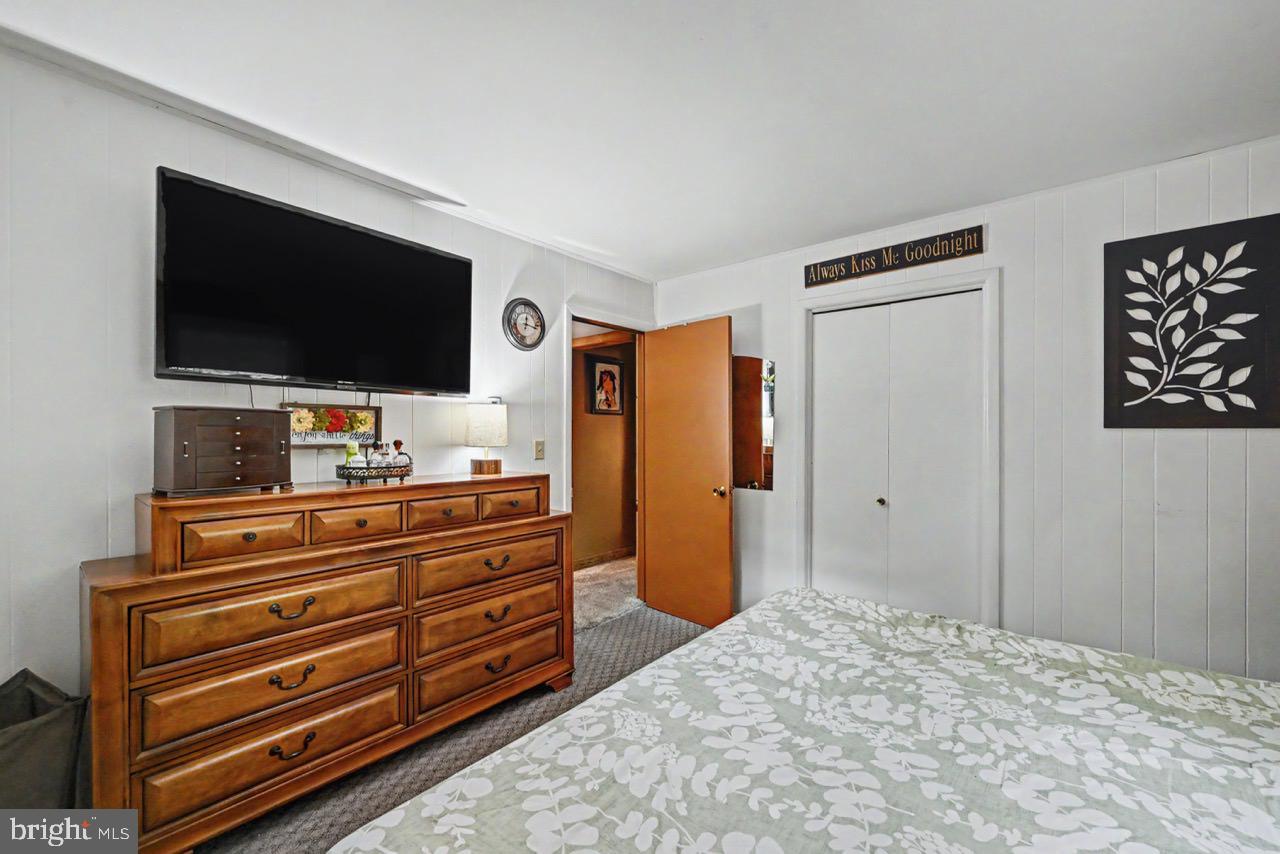 LOCUST LAKE VILLAGE - Residential