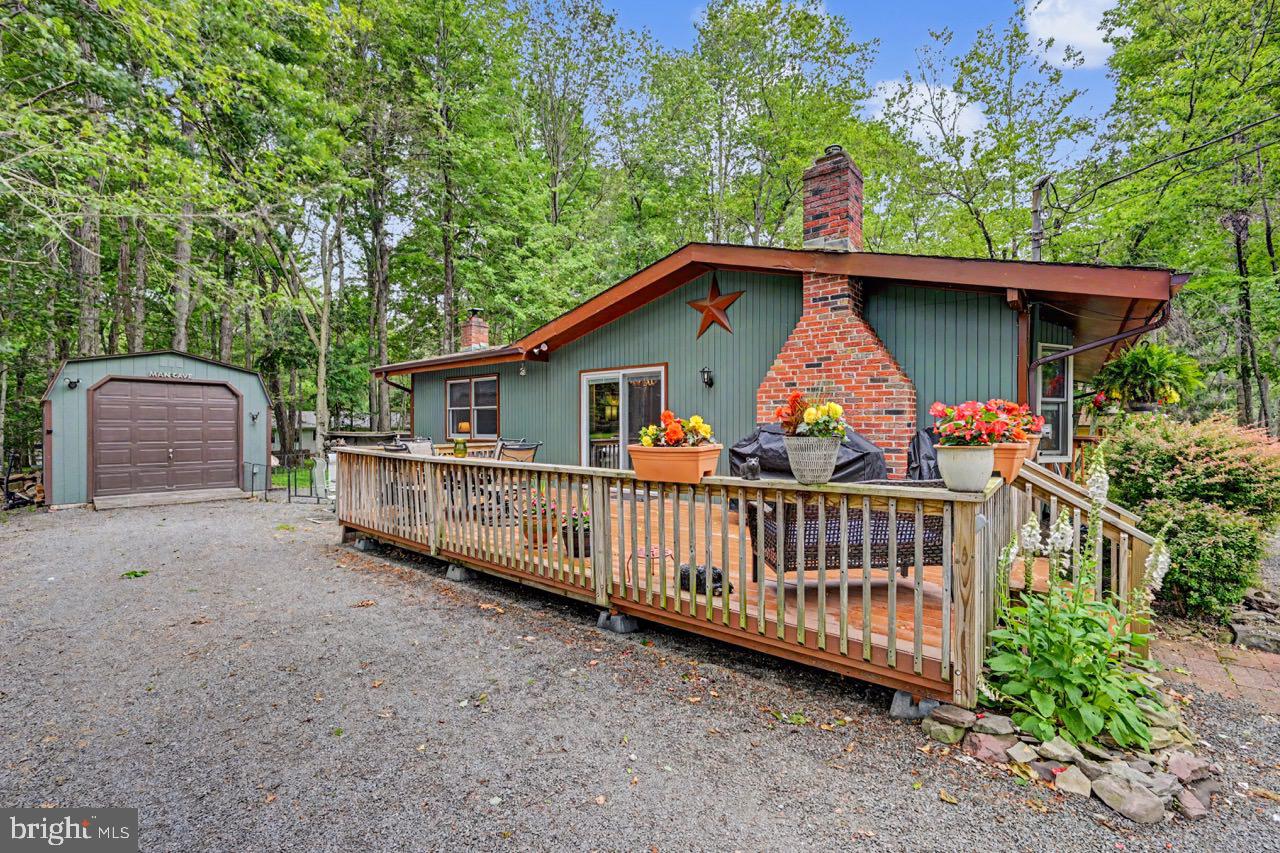 LOCUST LAKE VILLAGE - Residential