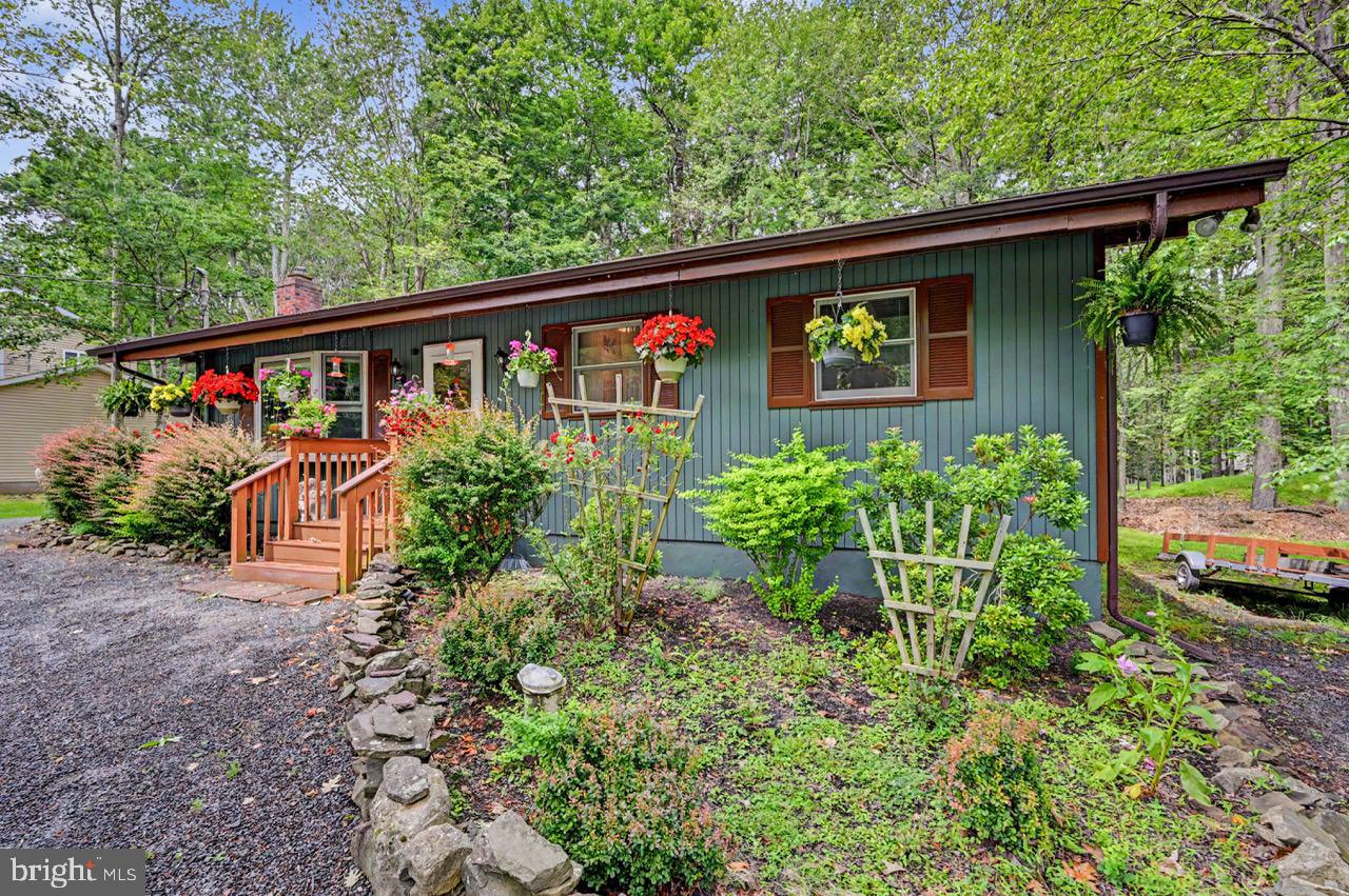 LOCUST LAKE VILLAGE - Residential