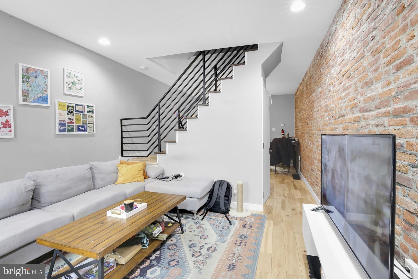 FISHTOWN - Residential Lease