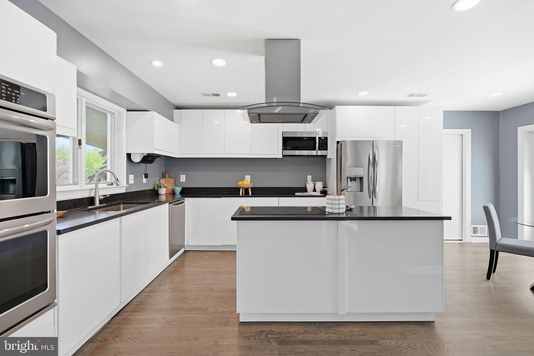 COLESVILLE OUTSIDE - Residential