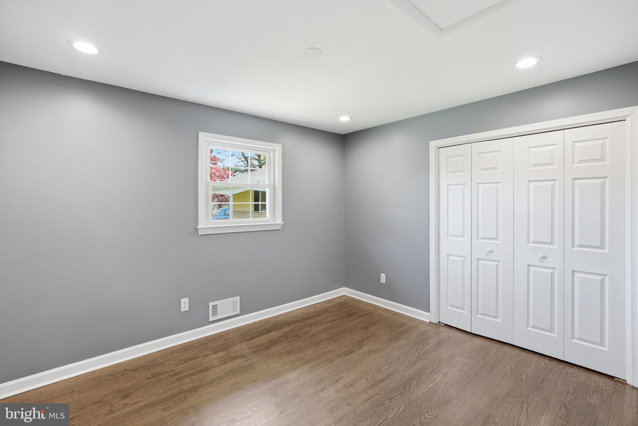 COLESVILLE OUTSIDE - Residential