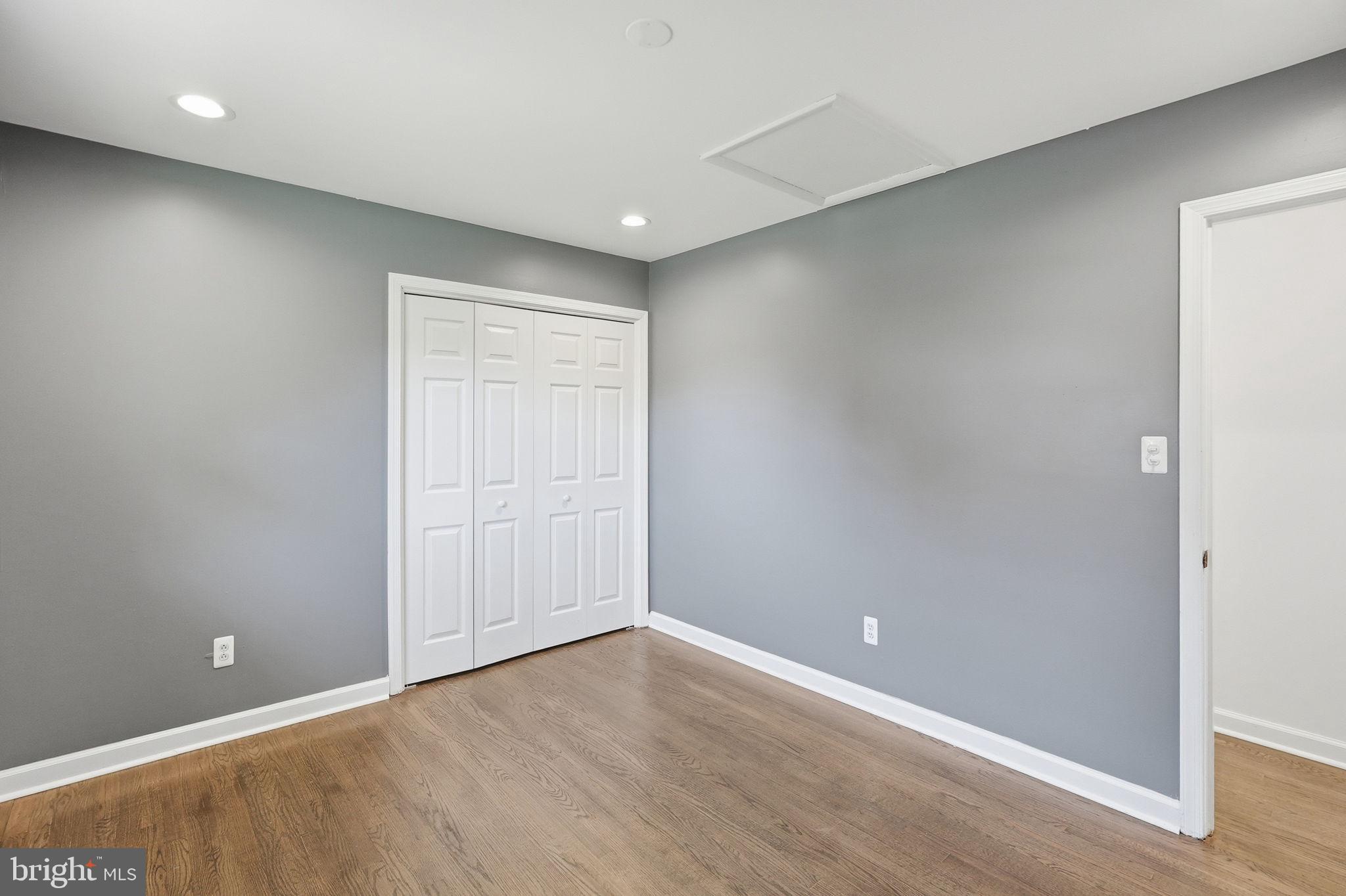 COLESVILLE OUTSIDE - Residential