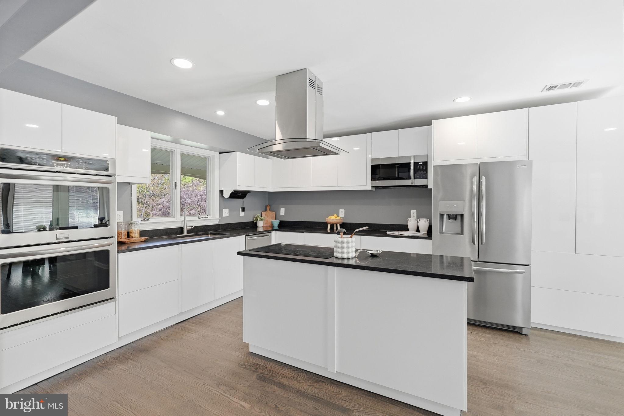 COLESVILLE OUTSIDE - Residential