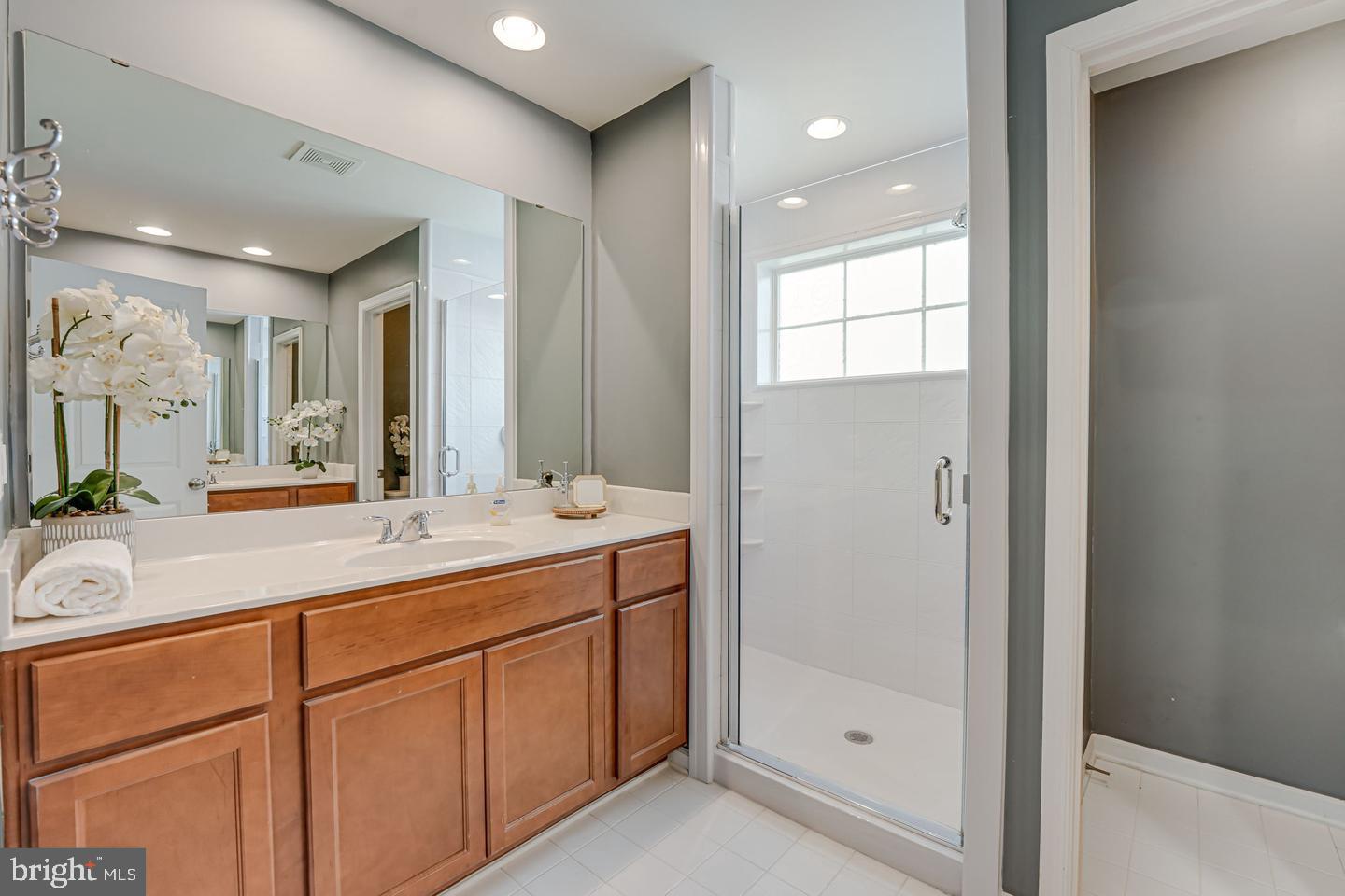EMBREY MILL - Residential Lease