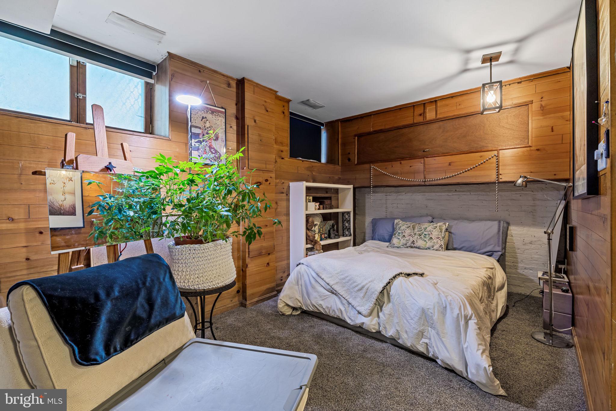 BOLTON HILL HISTORIC DISTRICT - Residential Income