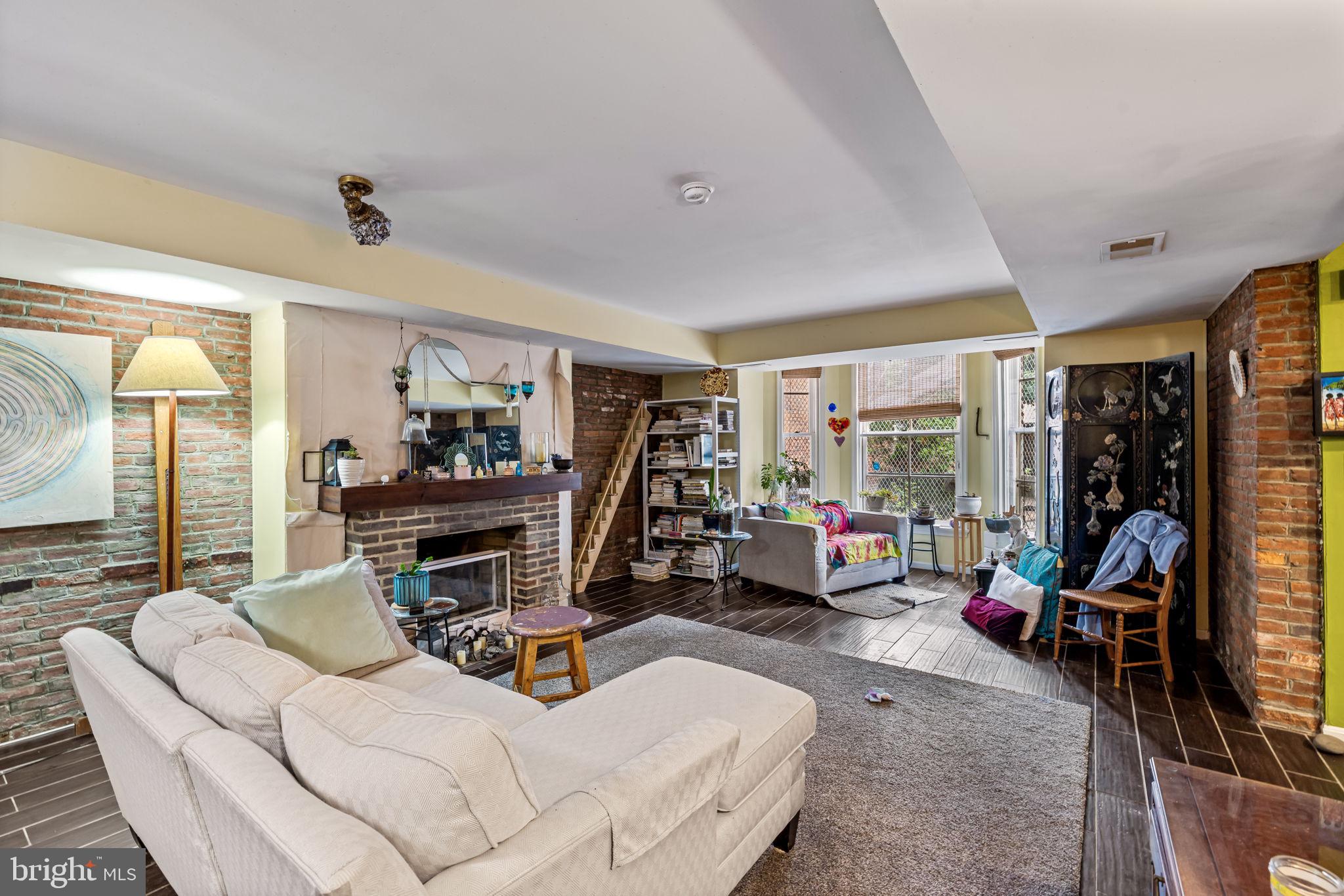 BOLTON HILL HISTORIC DISTRICT - Residential Income