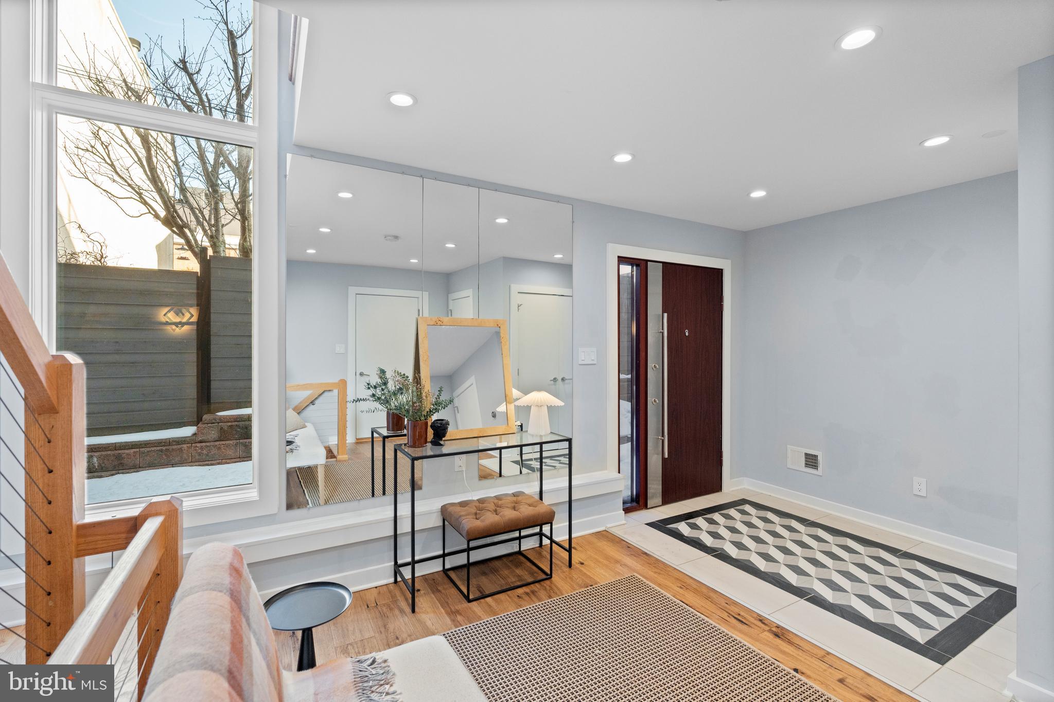 FAIRMOUNT - Residential