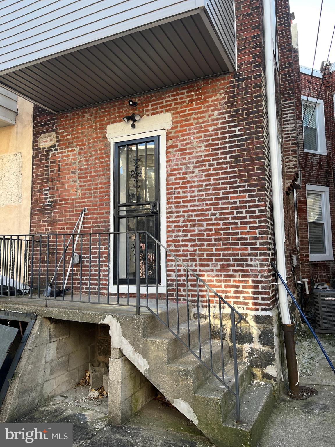 WEST PHILADELPHIA - Residential