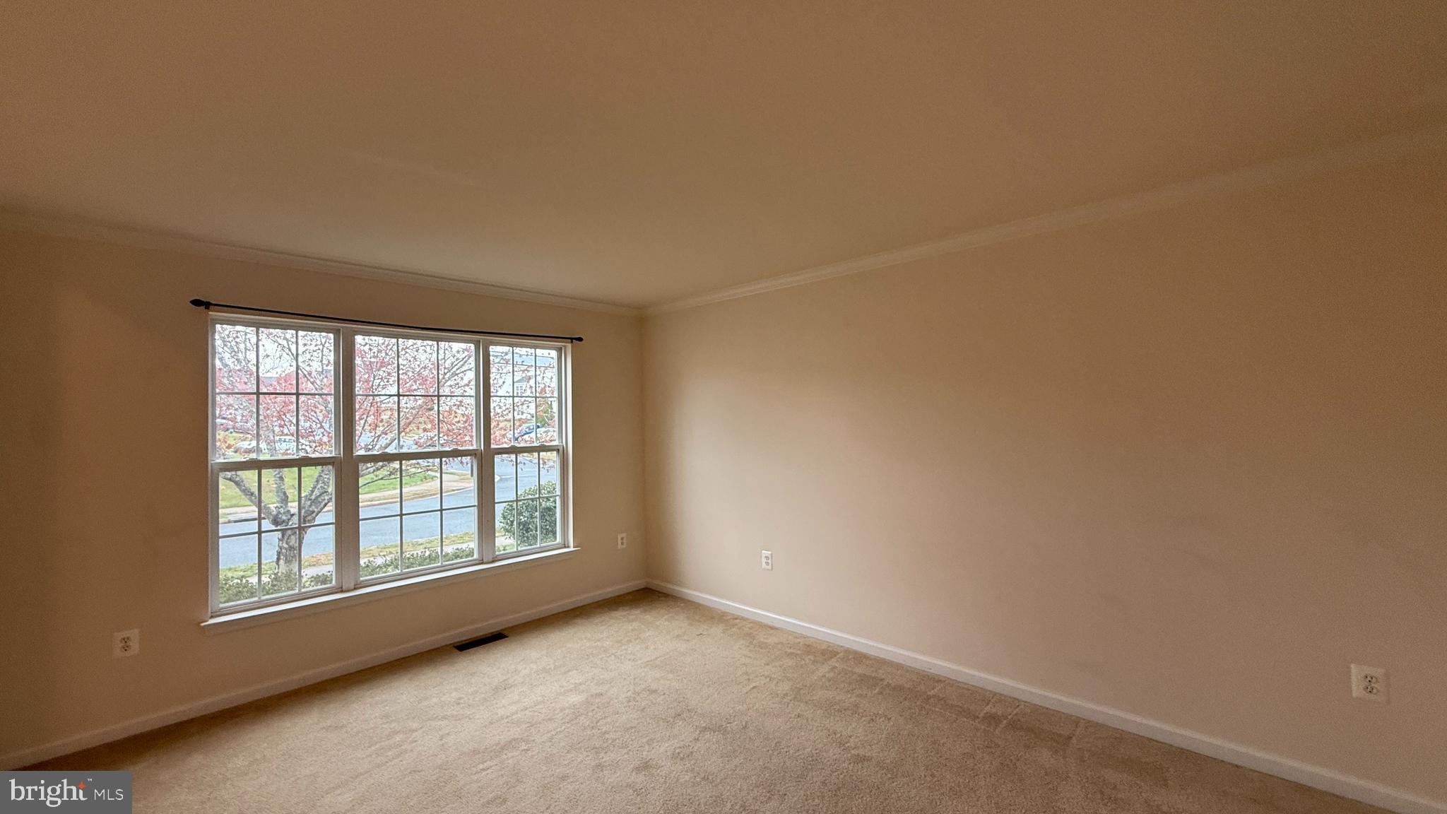 THE FALLS AT LEE'S PARKE - Residential Lease