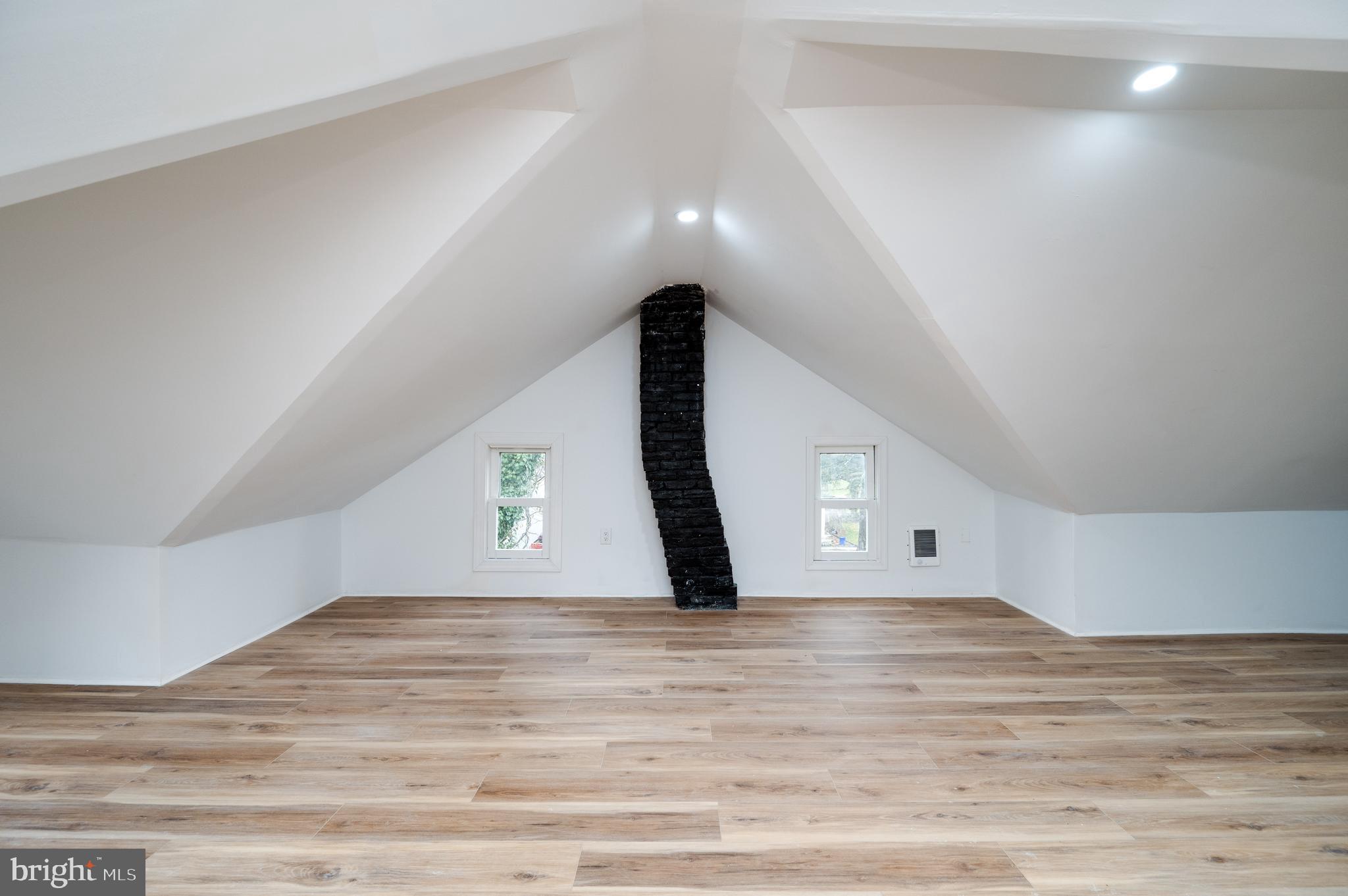 OVERBROOK - Residential
