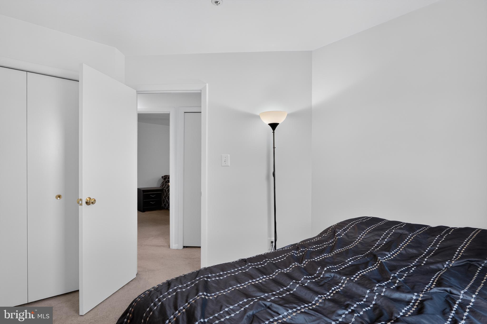 FOREST BROOKE - Residential