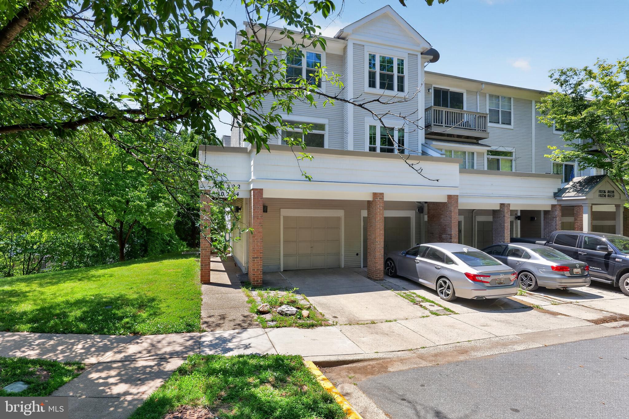 FOREST BROOKE - Residential