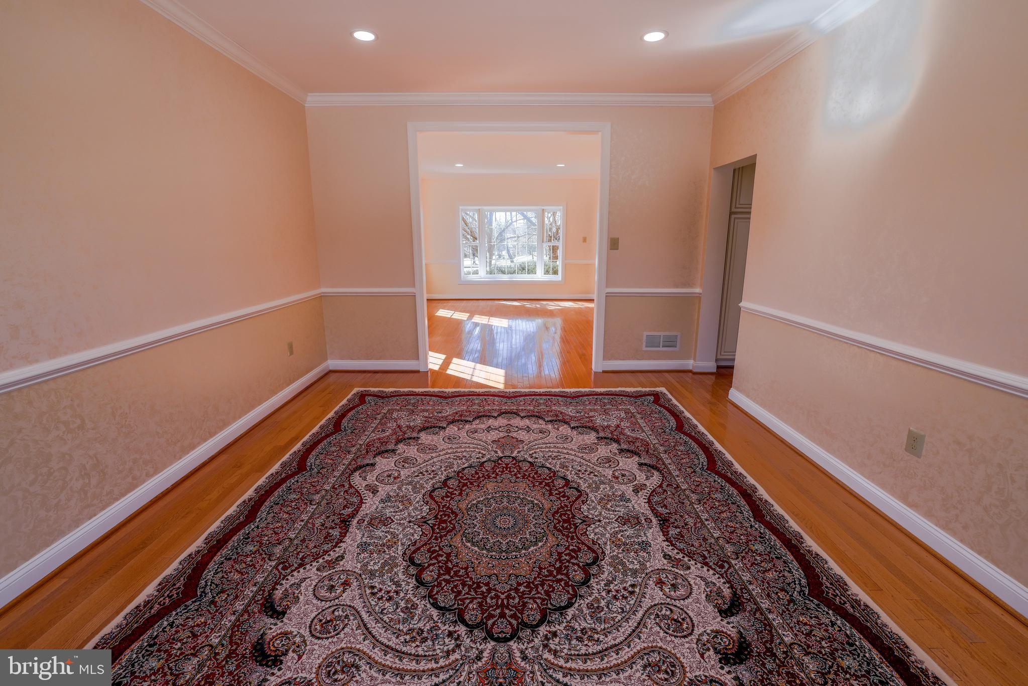RIDINGS OF HORSHAM - Residential