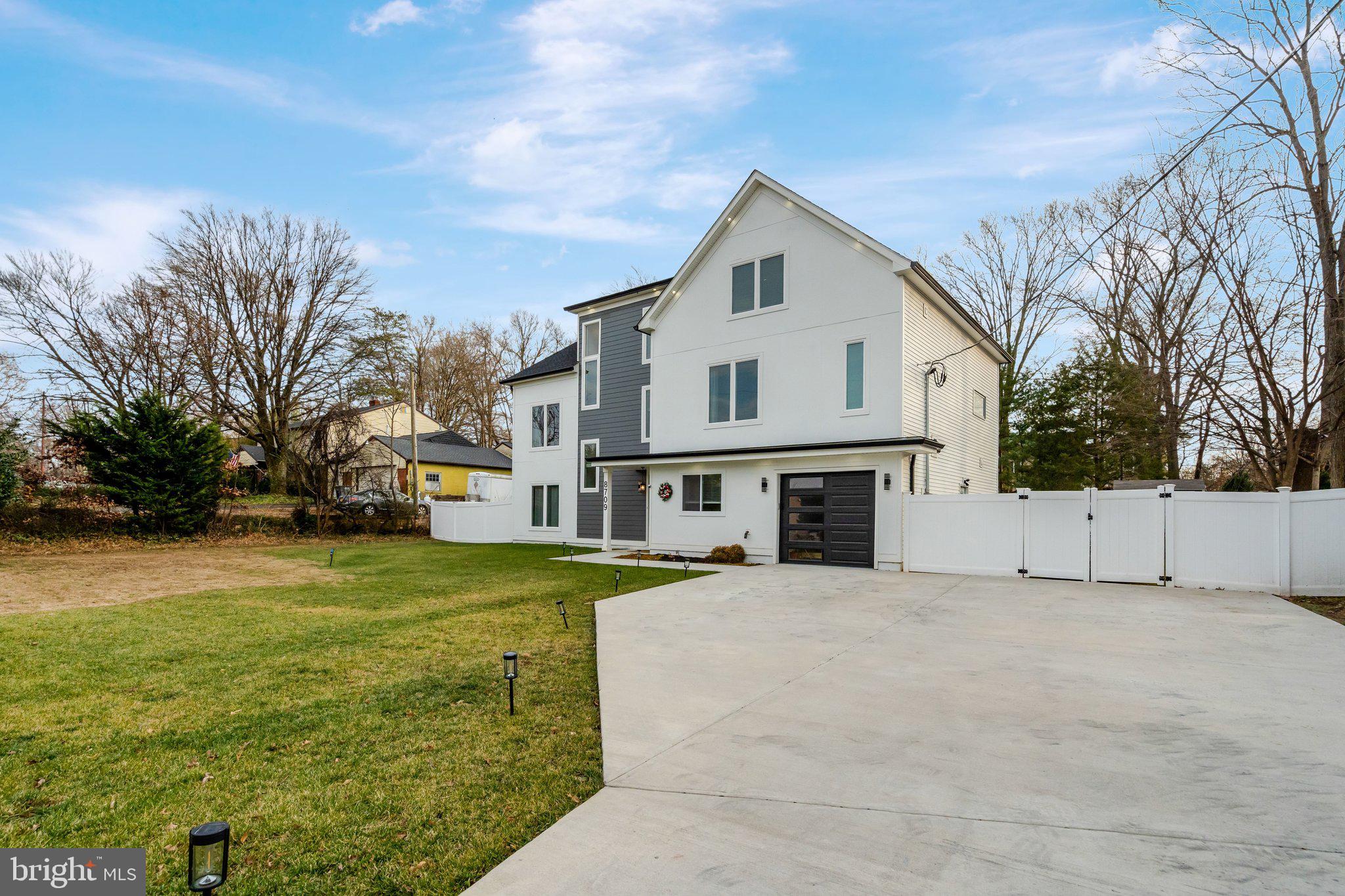YORKSHIRE PARK - Residential