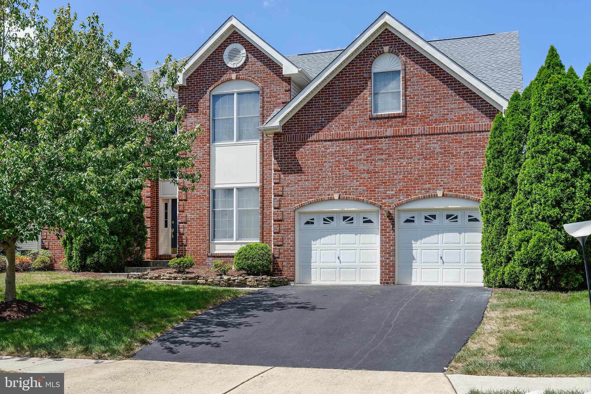 Returning to office full time?  1.5 miles to Metro! Toll Brothers built rental in Fabulous Farmwell Hunt! Spacious main level with newer main level hardwoods, NEW bedroom level carpet (3/17), newer basement LVP flooring, newer appliances.  4 bedrooms and 3 full baths up. Remodeled Primary Bath, Updated Jack & Jill Bath.  New Bedroom Level Carpet will be installed in March.  New Price Improvement.

Welcome guests into the well-appointed foyer.  Escort them to the kitchen with newer appliances for beverages and appetizers. Gather for meals in your dining room. Relax in the family room in front of the gas fireplace. Entertain/cookout on the composite deck. Retreat to the remodeled basement where the bar and media room are prepared for gaming or movies.  The oversized primary bedroom suite boasts a remodeled primary bath, a sitting room and walk in closet. Bedroom 2 contains a private bath.  Bedrooms 3 & 4 share the updated Jack & Jill bath. The main level office is perfect for telecommuting.

Farmwell Hunt Amenities: Pool, Tennis, Basketball Courts, Tot Lots, Gazebo, Paths & Lake w/Lighted Fountains. Convenient to Restaurants, Shopping, Starbucks, W&OD Trail, Commuter Routes, IAD and Metro.

$50 application fee per adult over 18.  Please submit the NVAR Application first then use the RentSpree application link in the listing.   Landlord reserving one room in basement for storage.