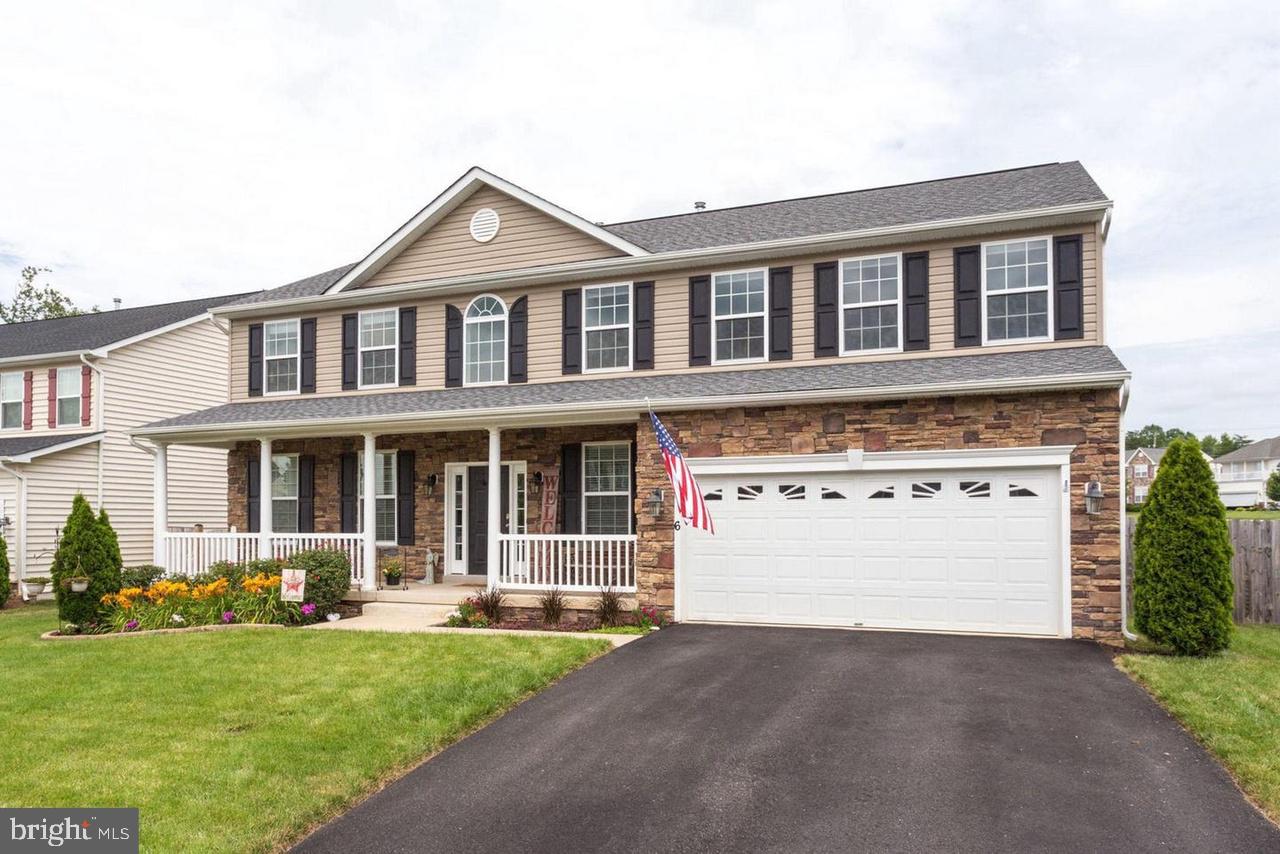 SEASONS LANDING - Residential Lease
