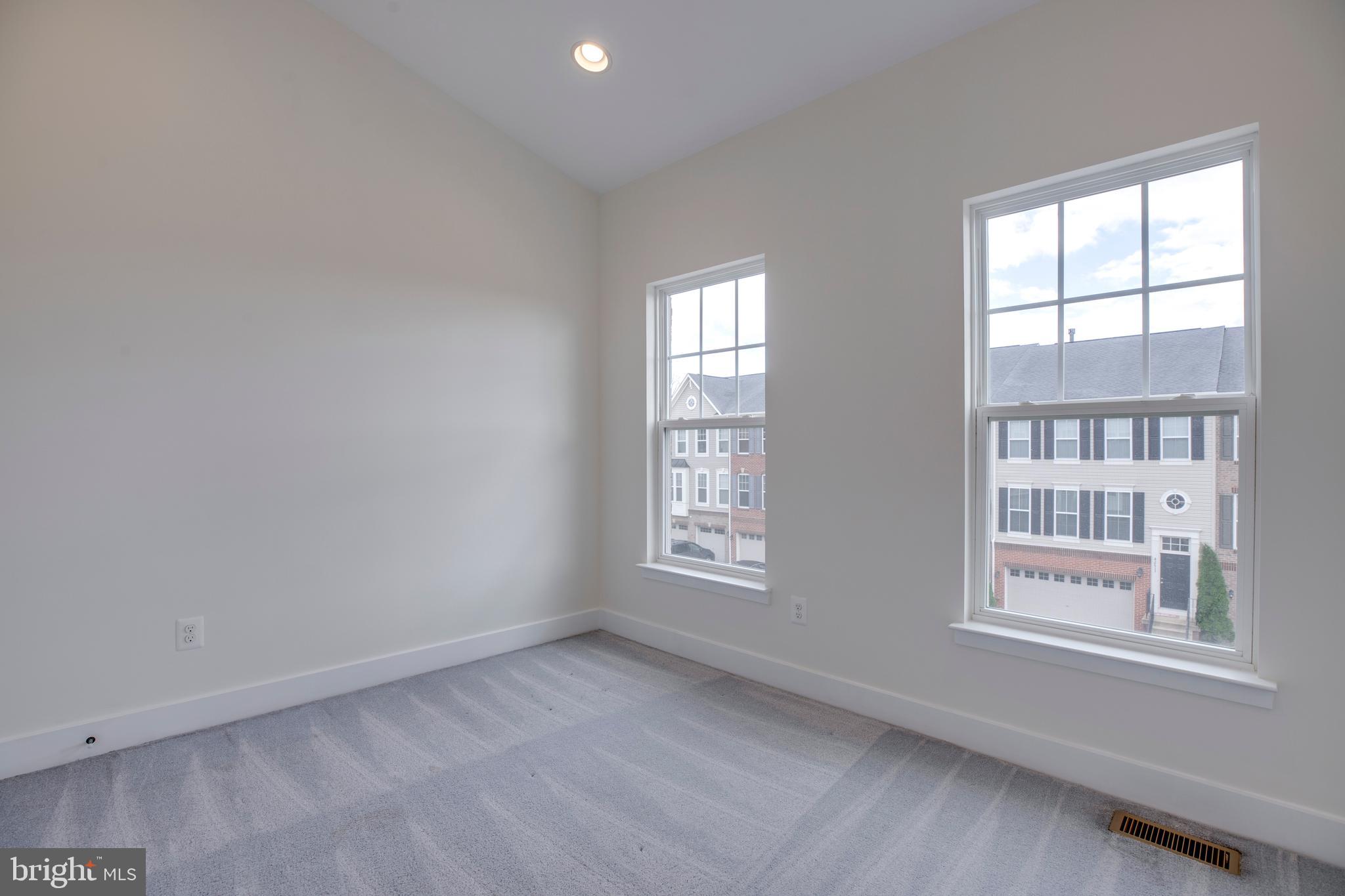 THE VILLAGE AT BELMONT RIDGE - Residential Lease