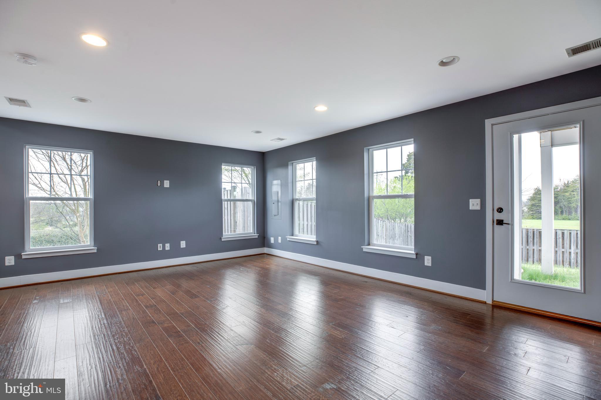 THE VILLAGE AT BELMONT RIDGE - Residential Lease