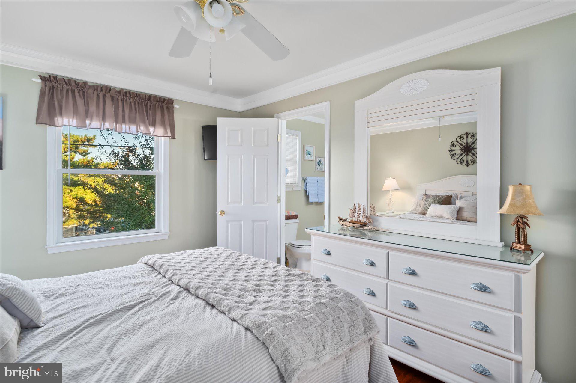 BAYSHORE ESTATES - Residential