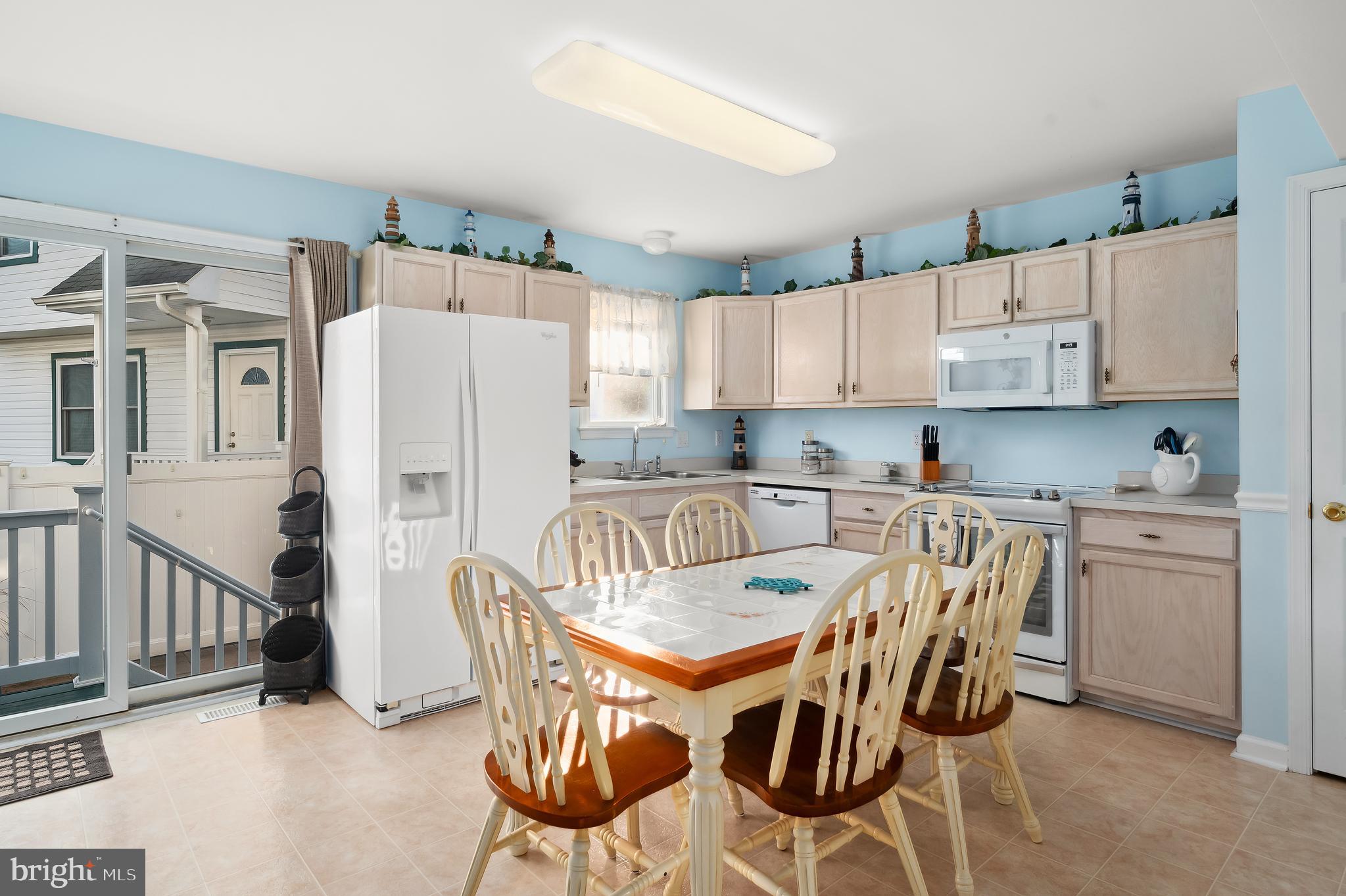 BAYSHORE ESTATES - Residential