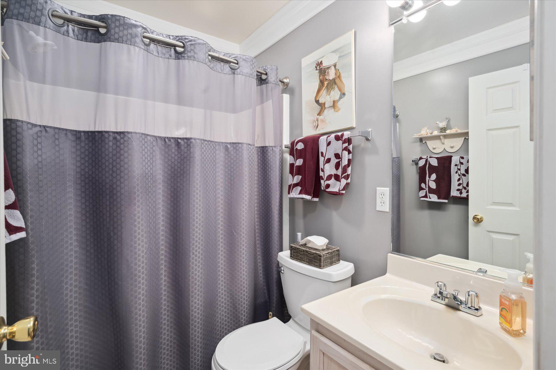 BAYSHORE ESTATES - Residential