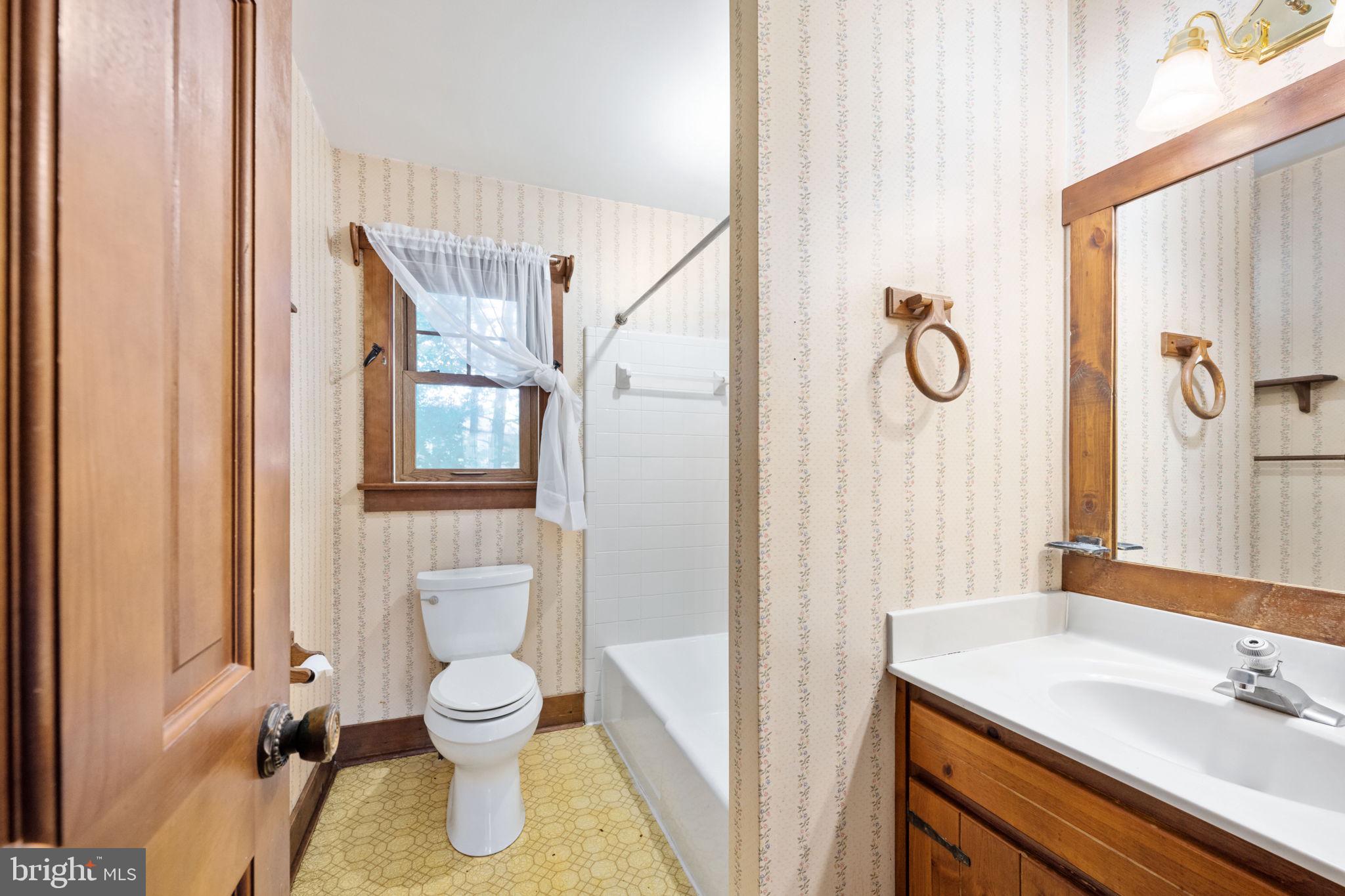MONTCLAIR - Residential