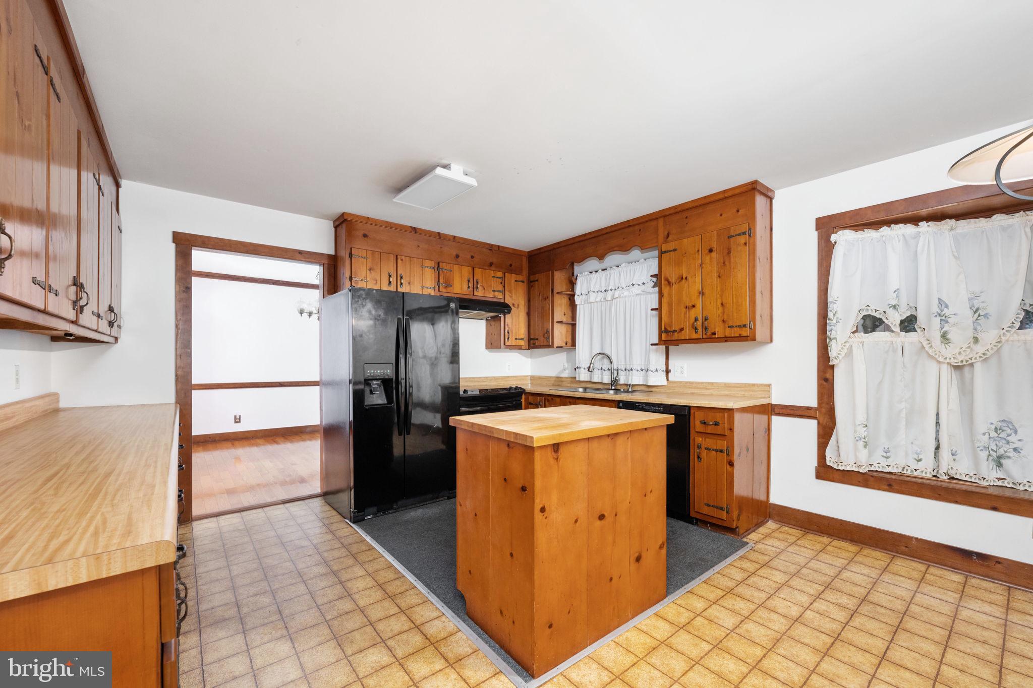 MONTCLAIR - Residential