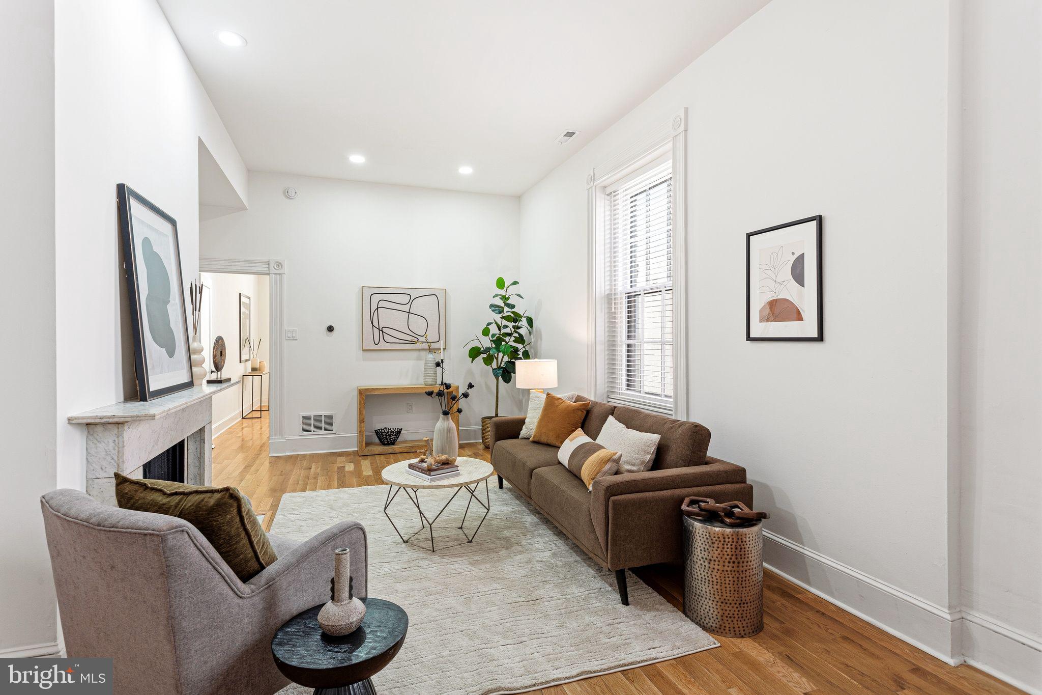 WASHINGTON SQ WEST - Residential