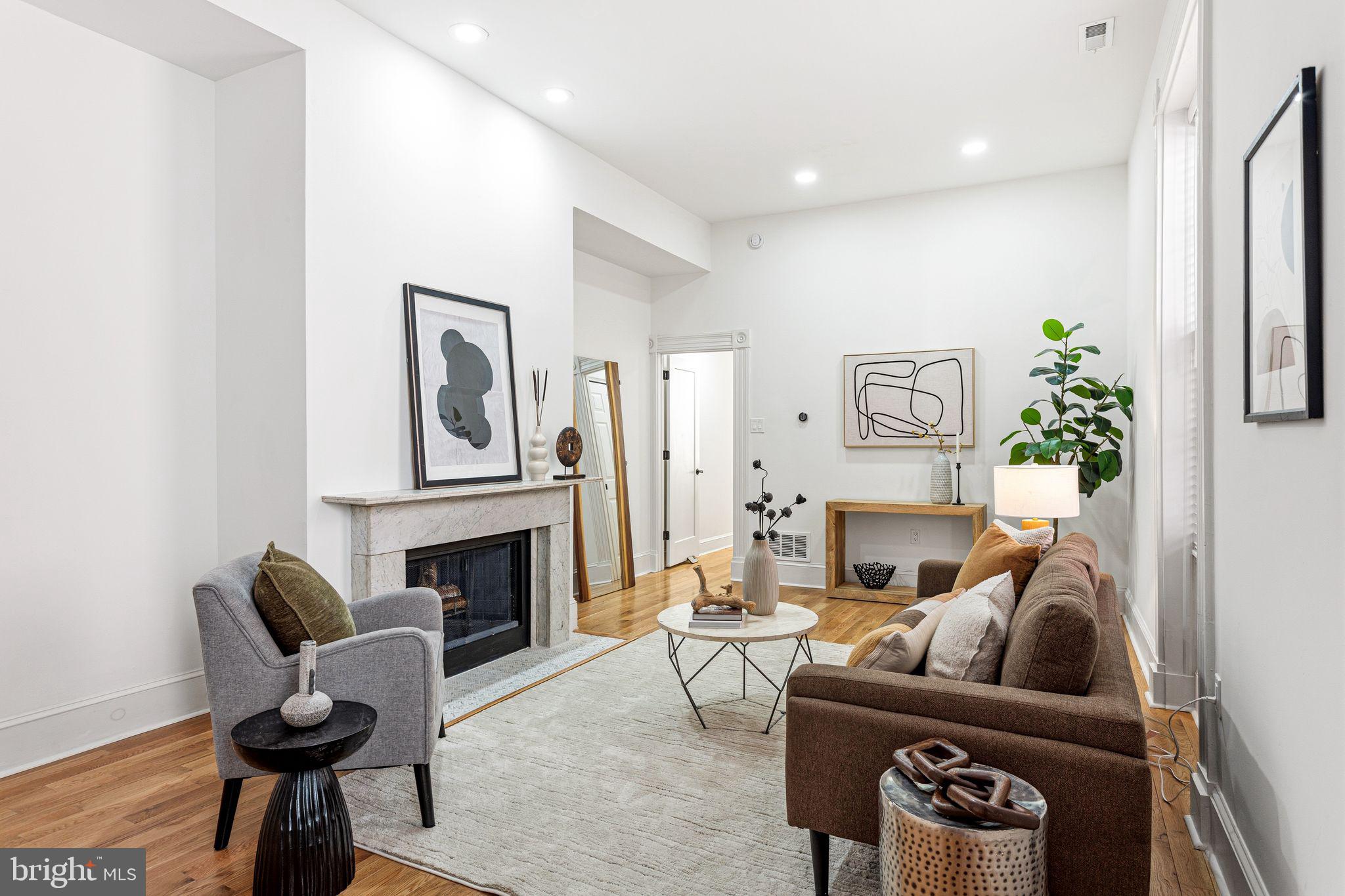 WASHINGTON SQ WEST - Residential