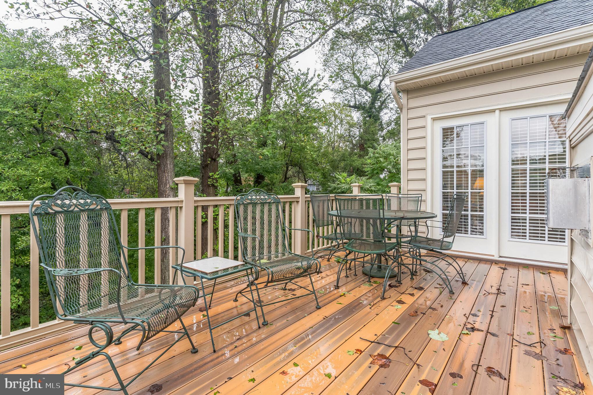 DEEP CREEK VILLAGE - Residential