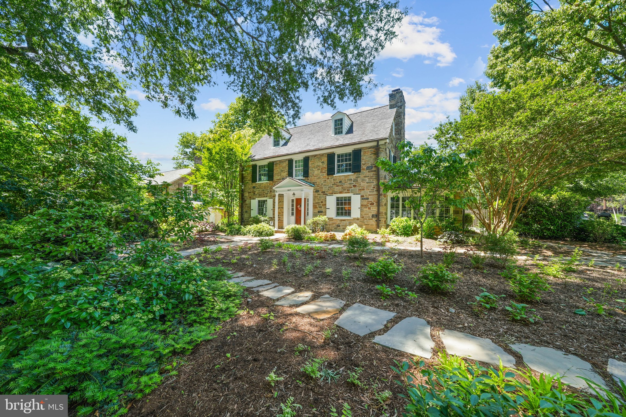 HIGHLANDS - Residential