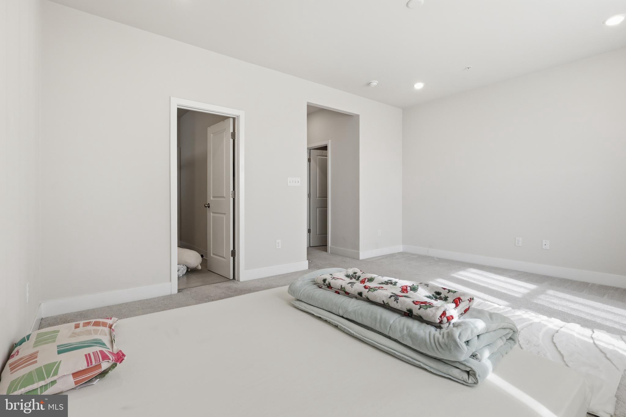 SYCAMORE RIDGE - Residential