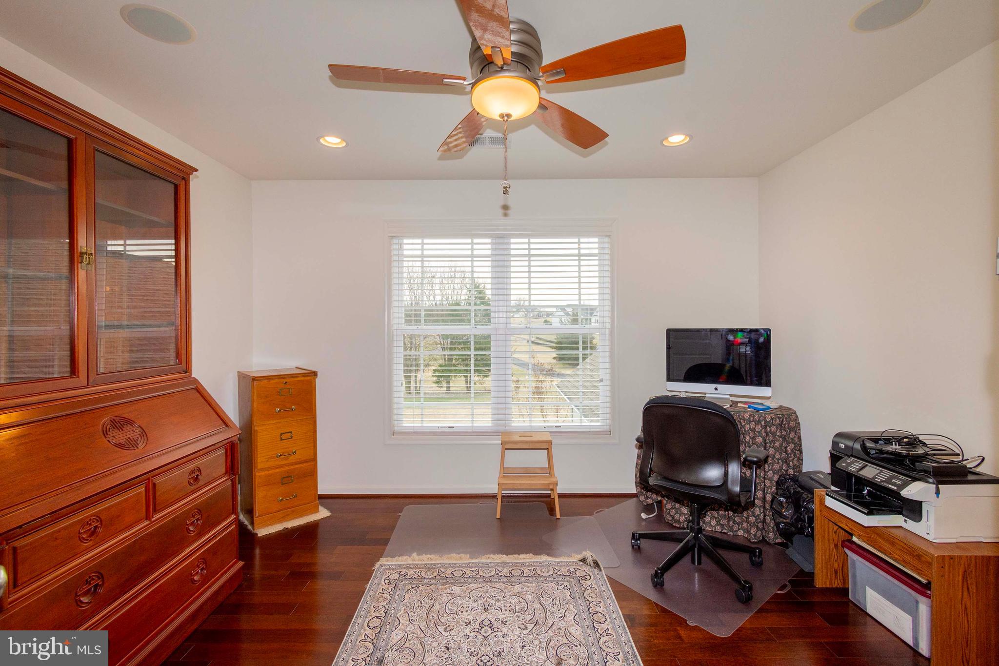GEORGETOWN - Residential