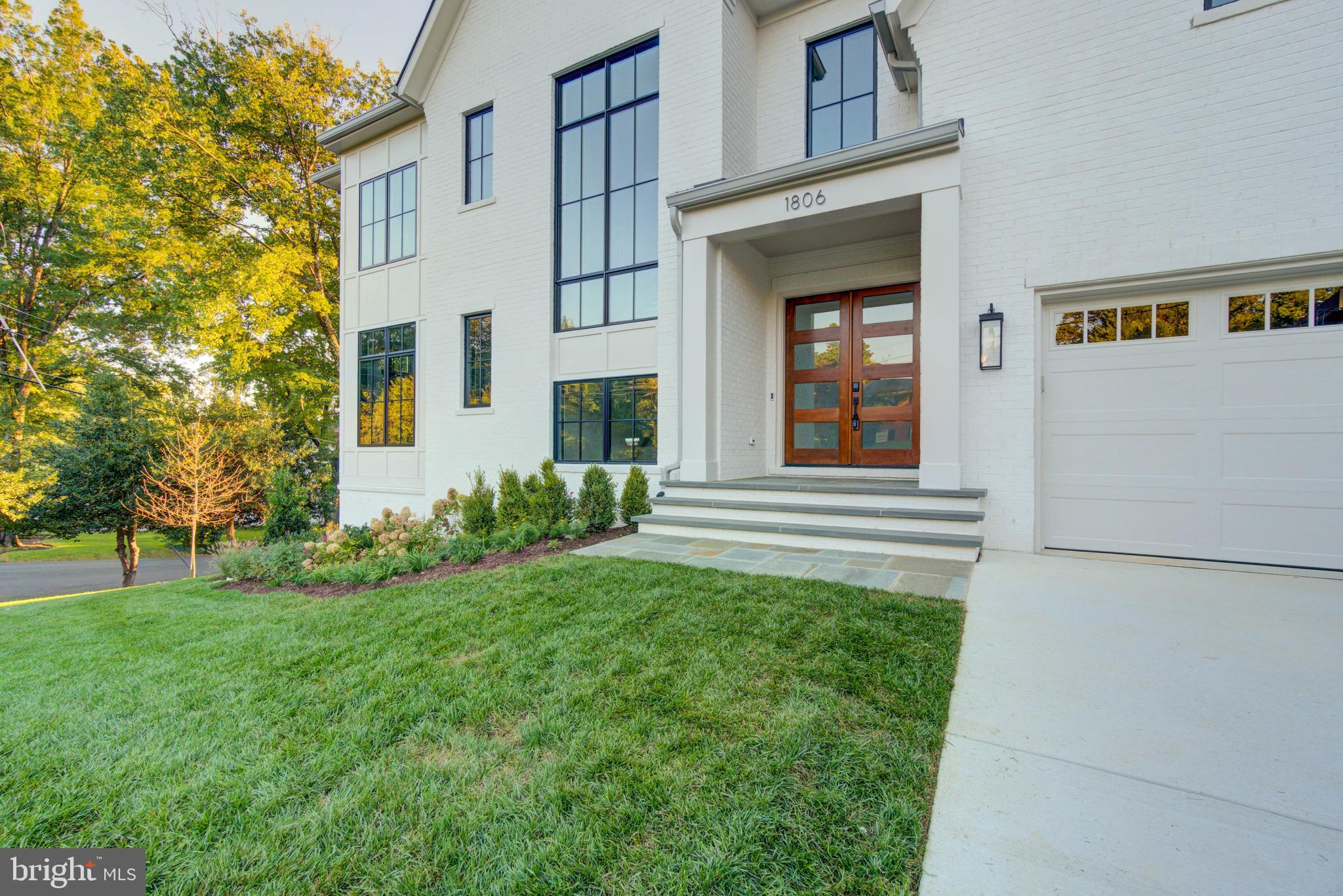 WRENNWOOD - Residential