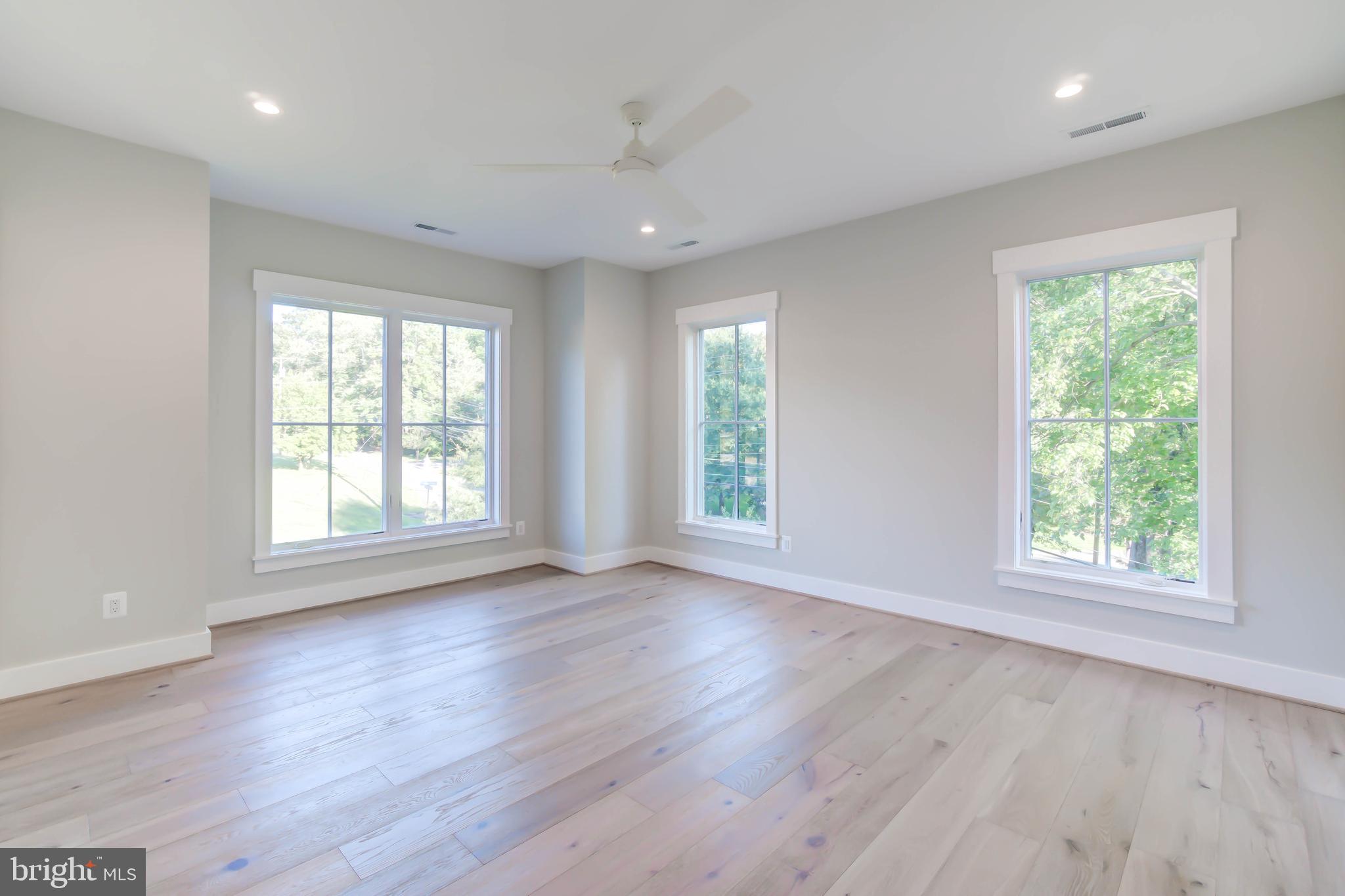 WRENNWOOD - Residential