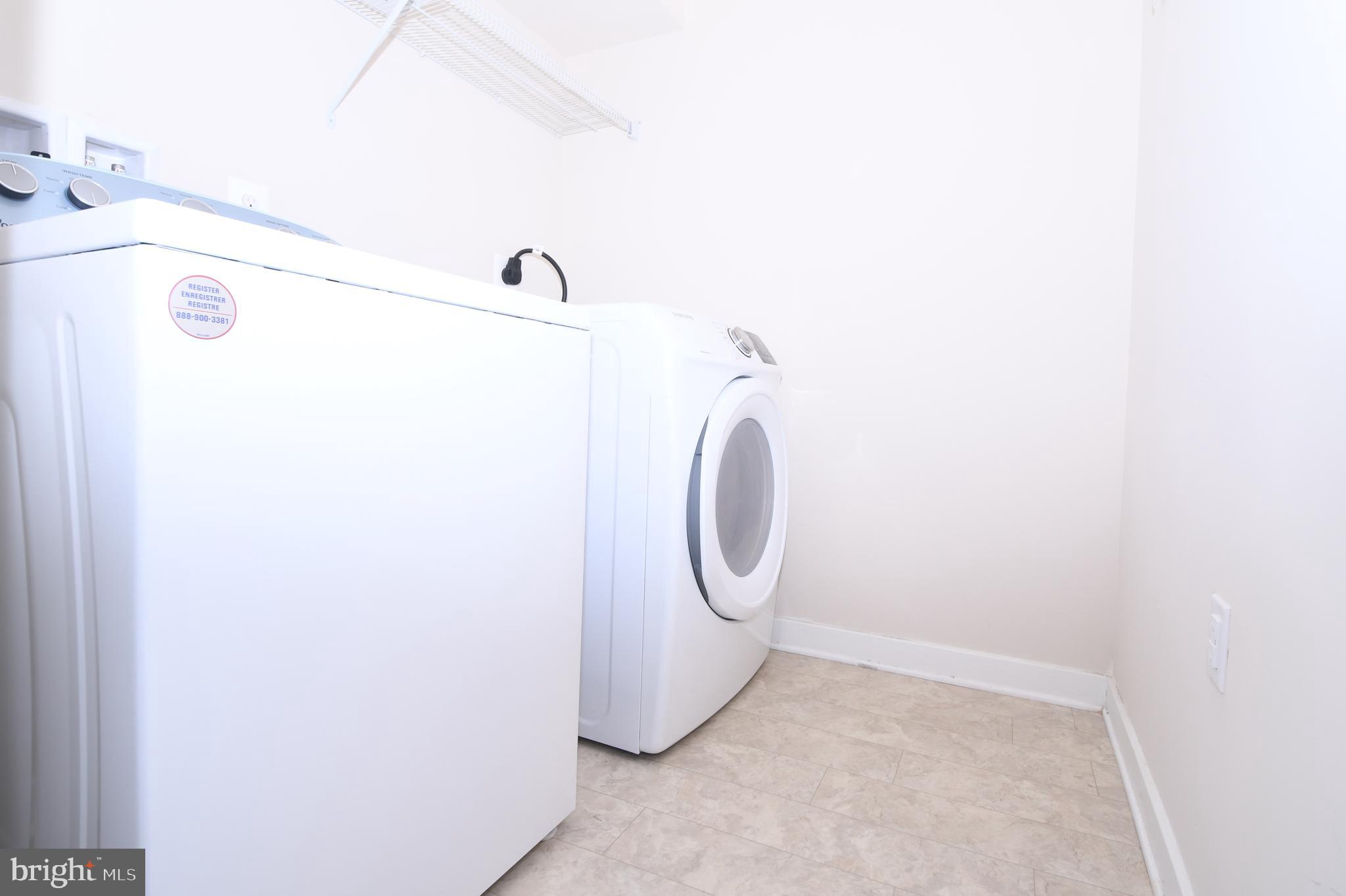 GLENMONT METROCENTRE - Residential Lease