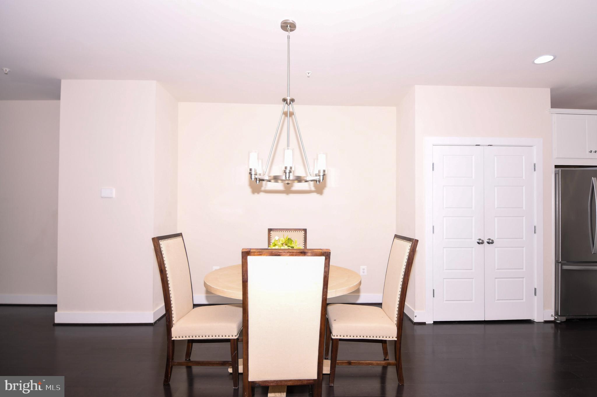 GLENMONT METROCENTRE - Residential Lease