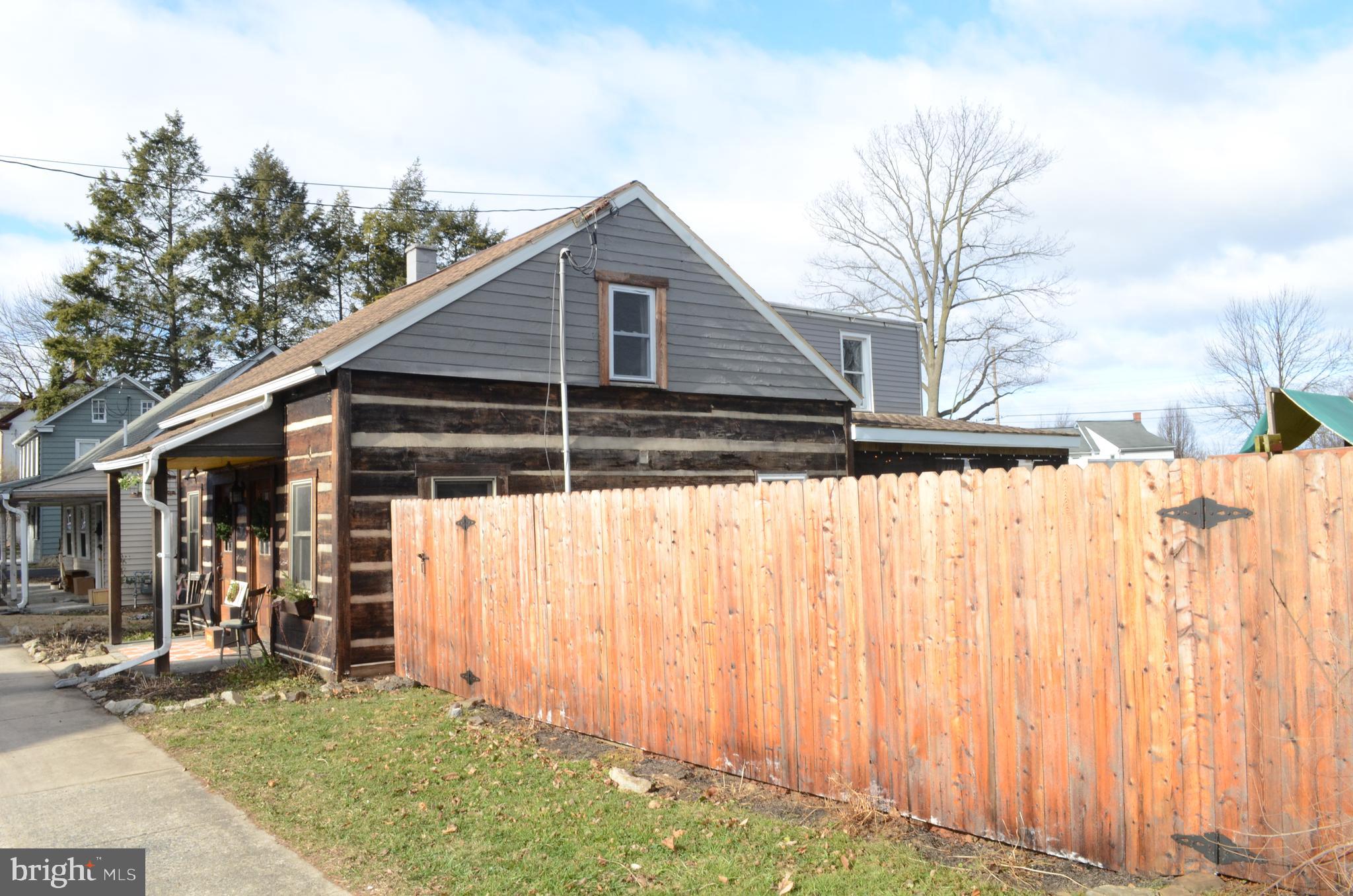 EAST HEMPFIELD TWP - Residential
