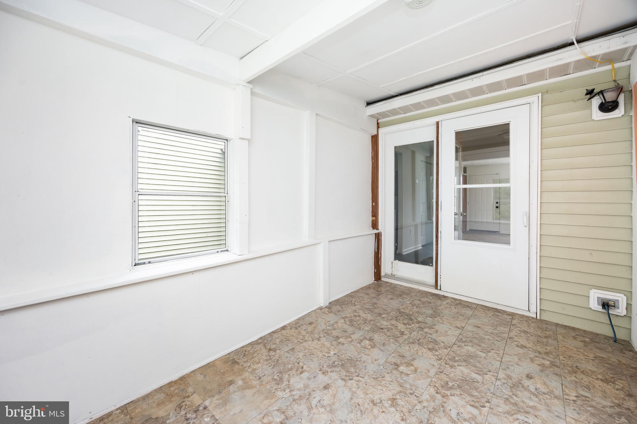 SOMERSET LANDING - Residential