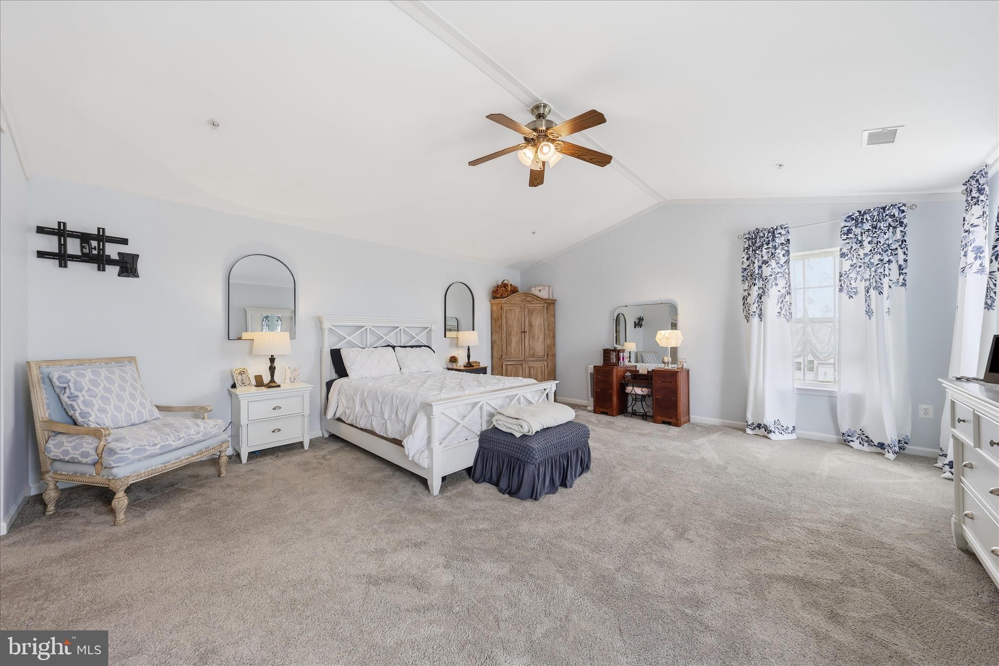 BROOKFIELD - Residential