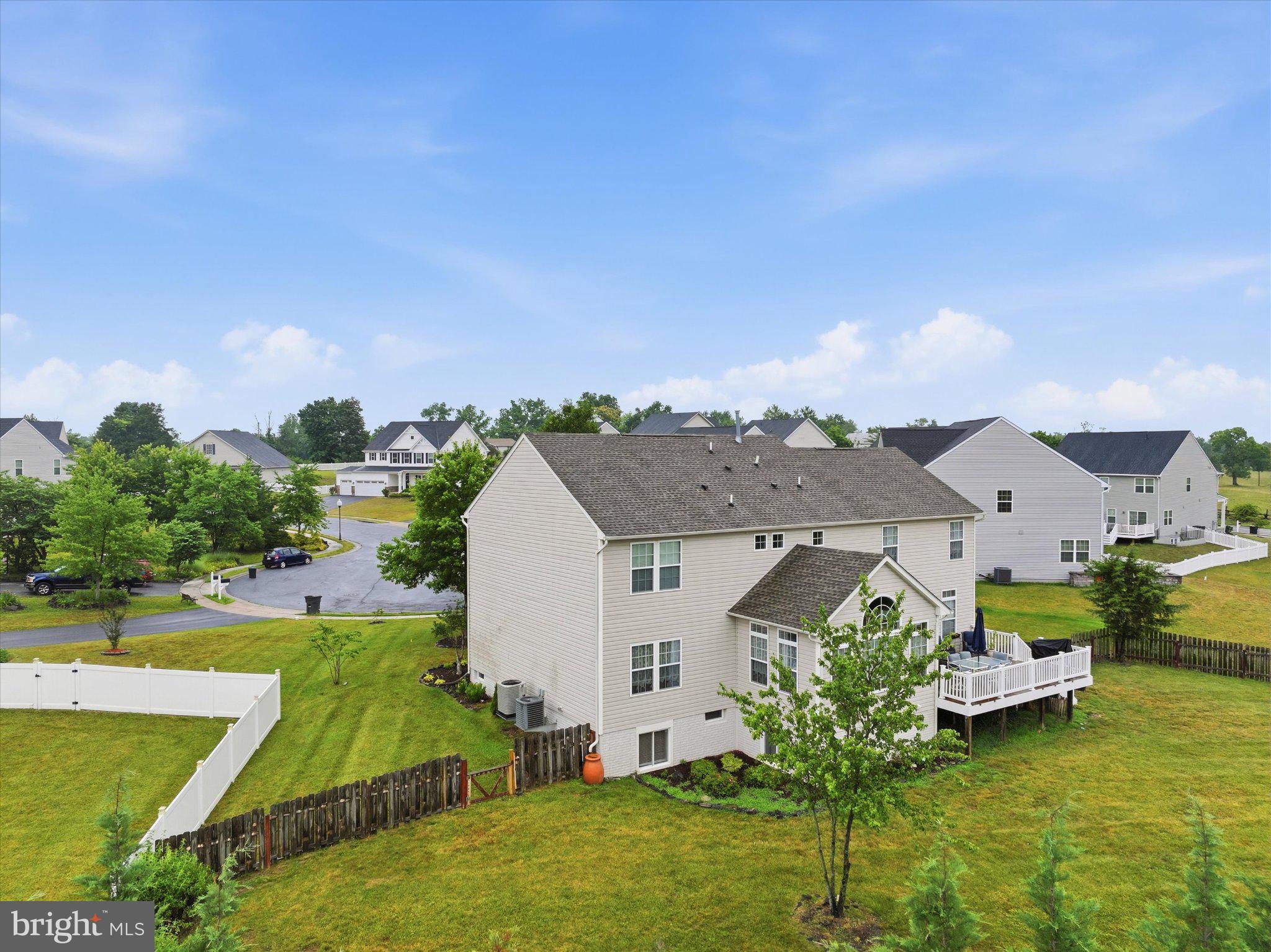 BROOKFIELD - Residential