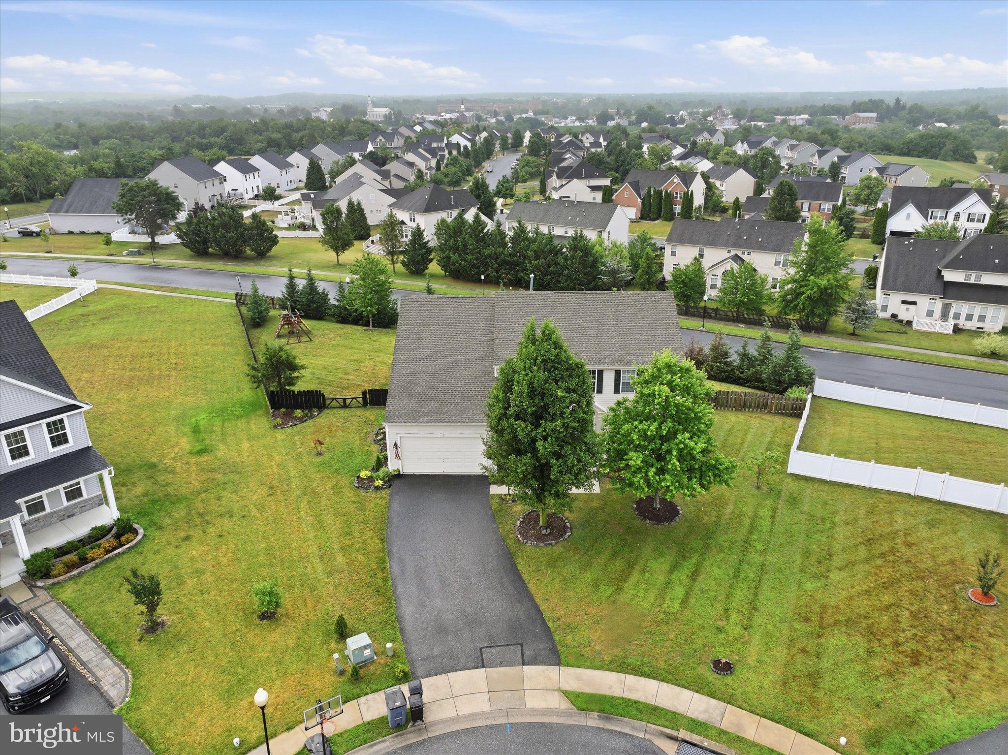 BROOKFIELD - Residential