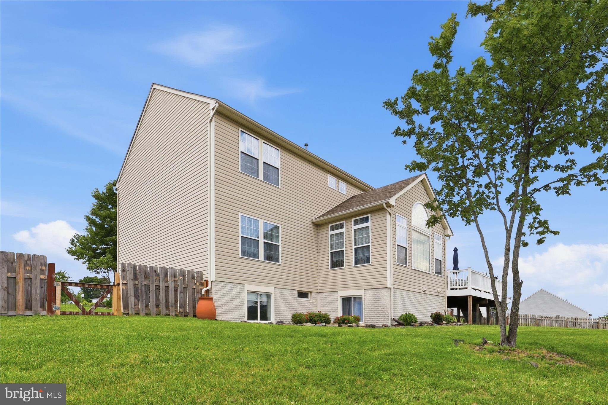 BROOKFIELD - Residential