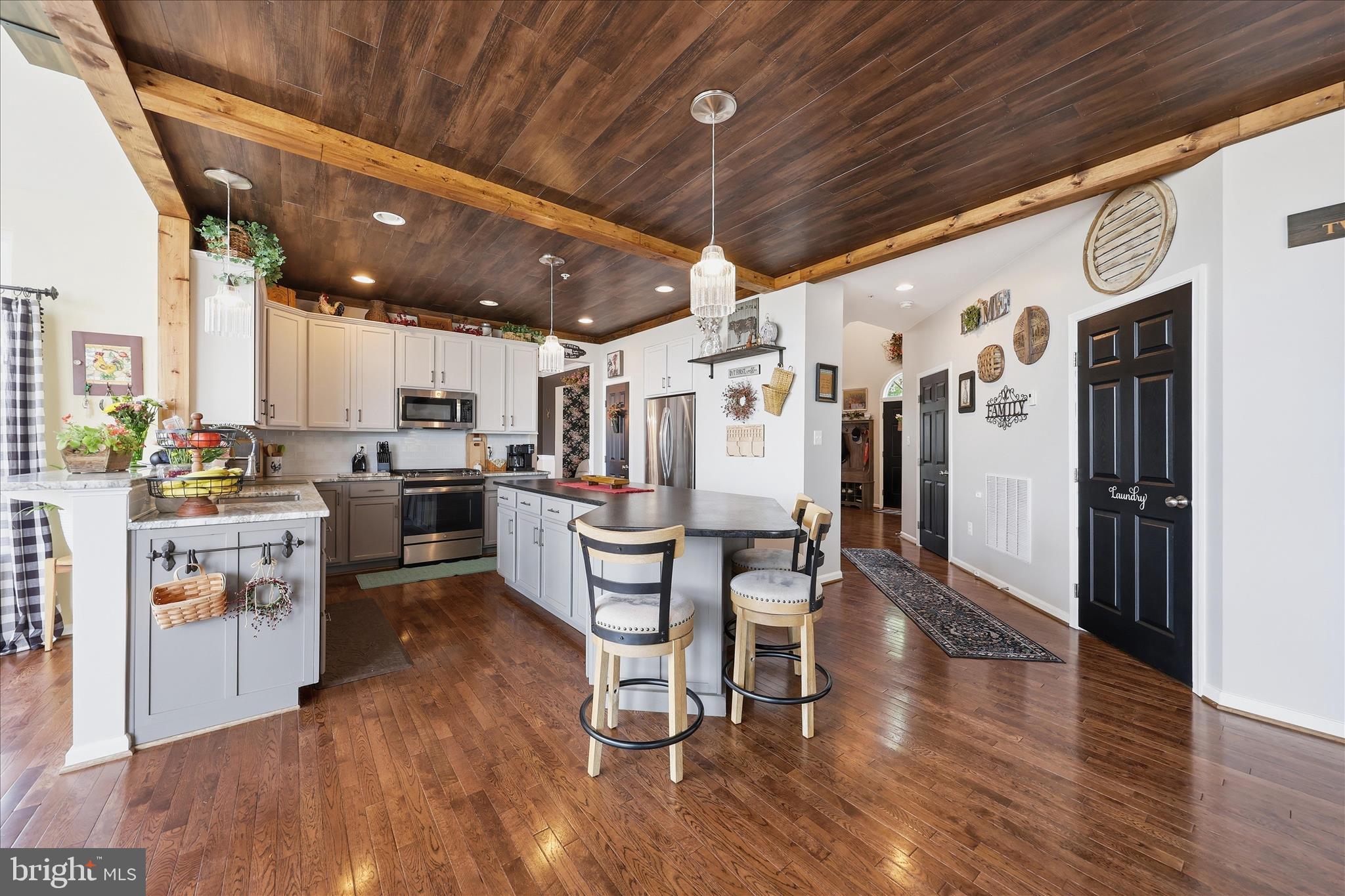 BROOKFIELD - Residential