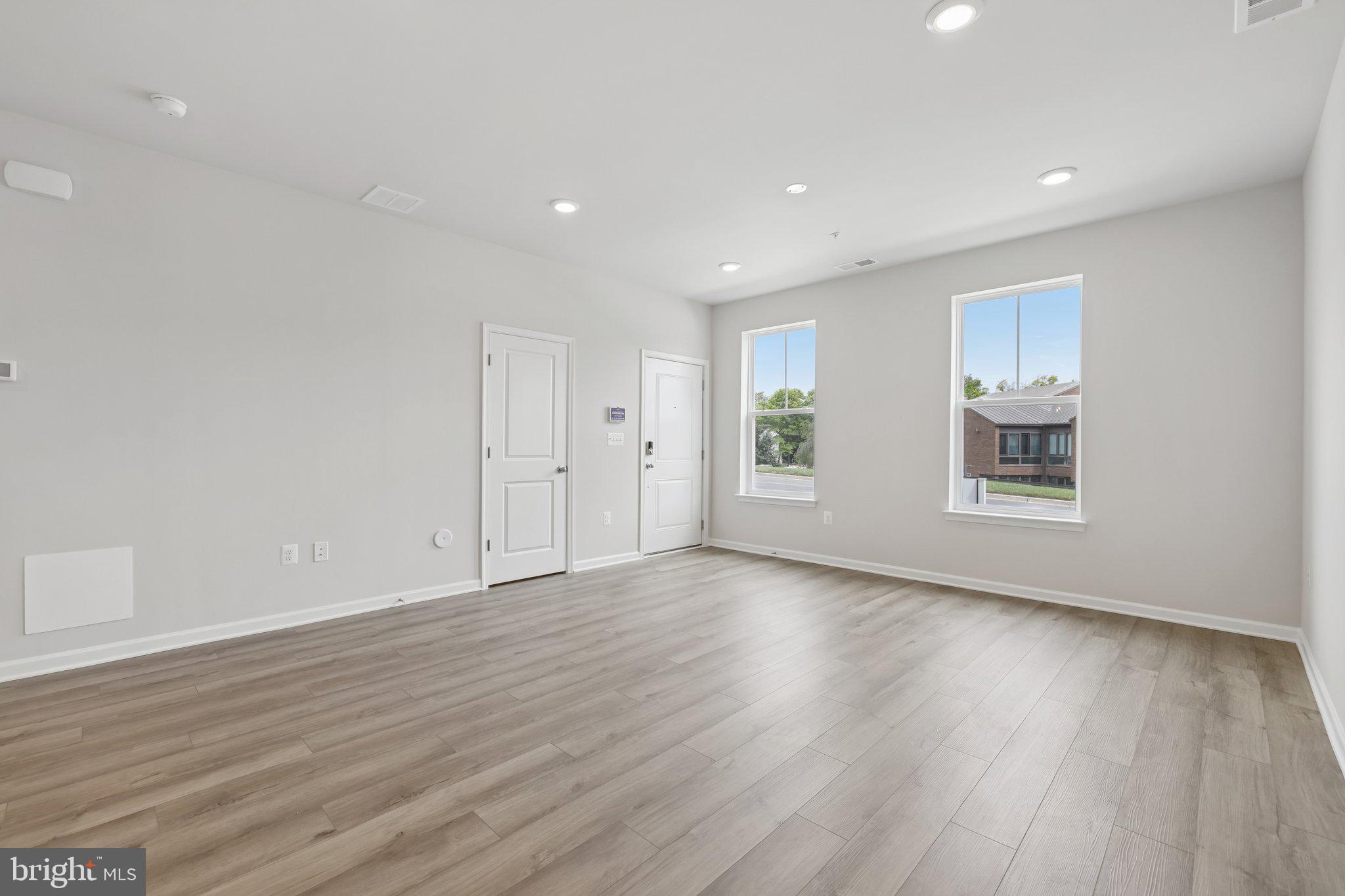 MONTGOMERY VILLAGE - Residential